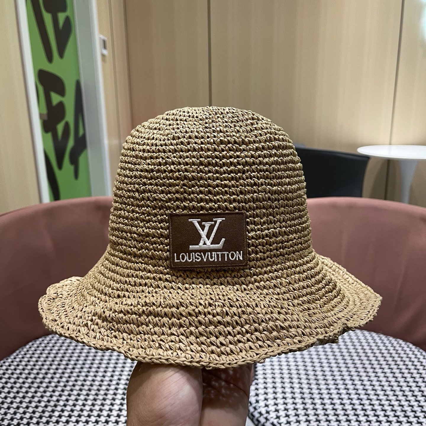 LV路易威登 夏天新款遮阳帽时尚女士防晒草帽遮脸蝴蝶结太阳帽沙滩透气渔夫帽