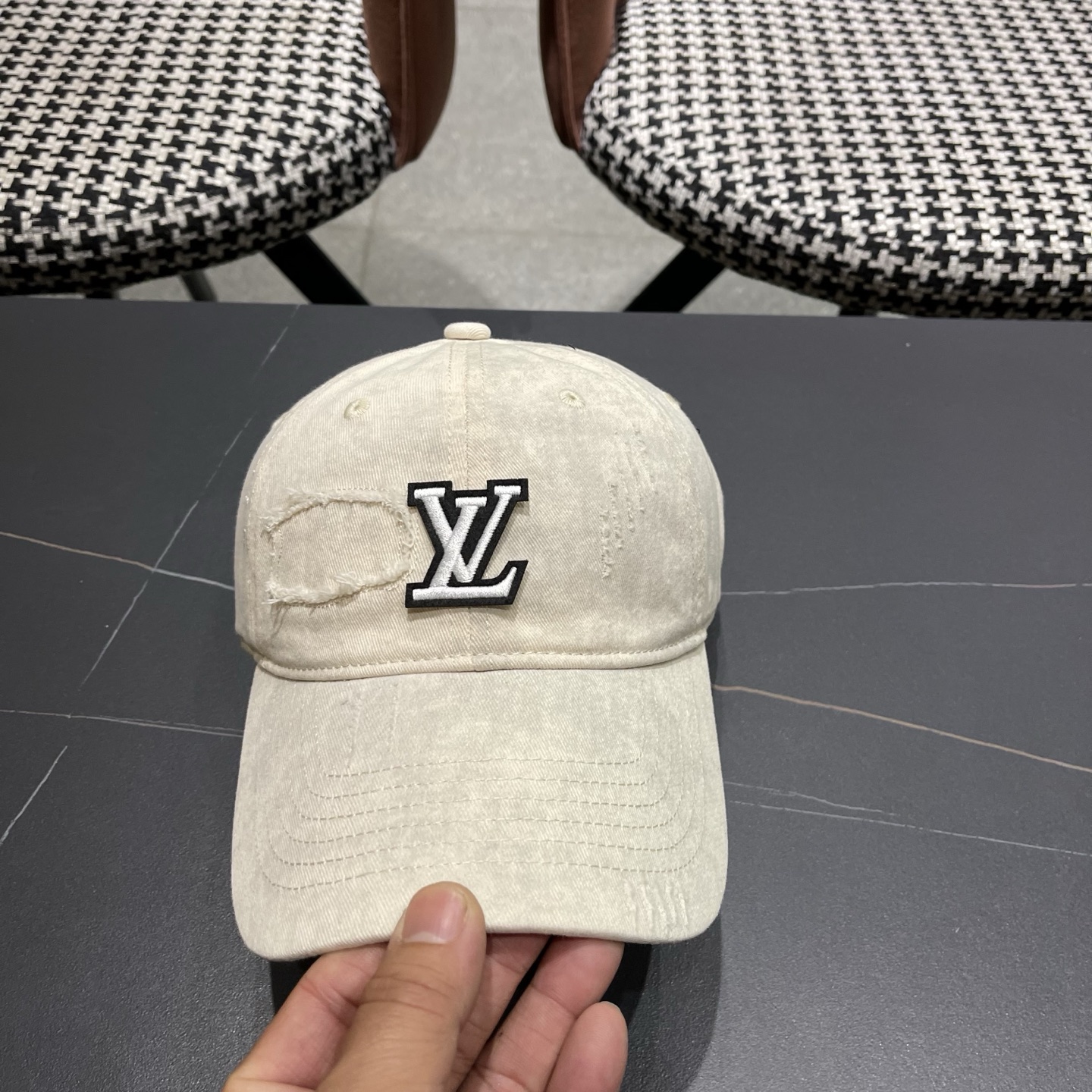 LV路易威登 美式复古棒球帽女夏季2026新款大头围灰色宽帽檐帽子显脸小鸭舌帽