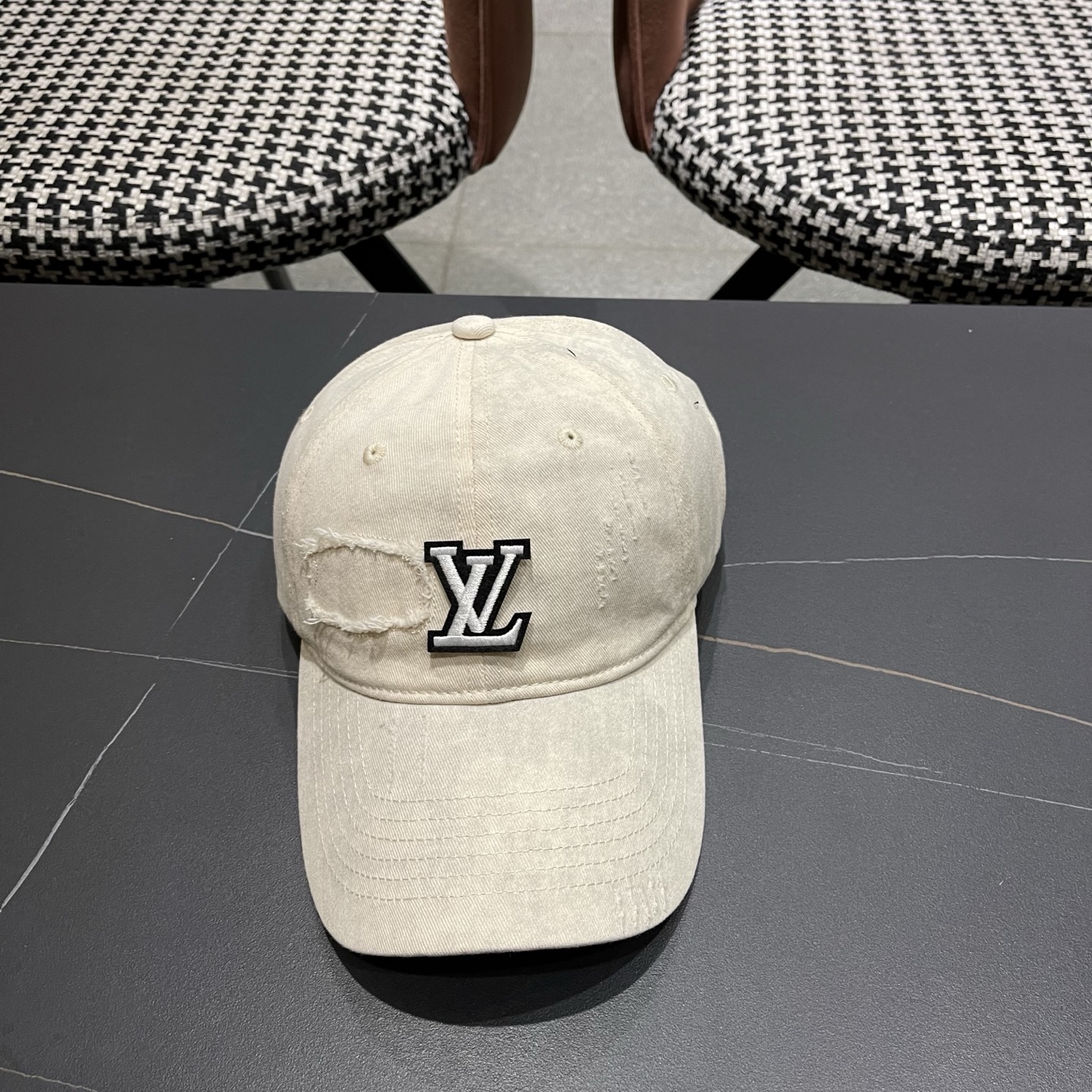 LV路易威登 美式复古棒球帽女夏季2026新款大头围灰色宽帽檐帽子显脸小鸭舌帽