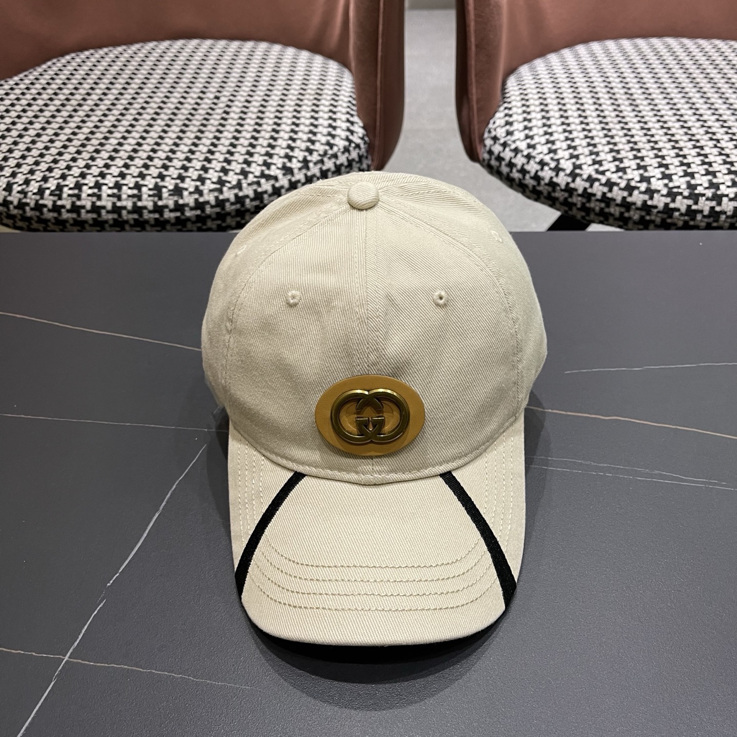 古奇棒球帽♥️GUCCI🧢官网新品，棒球帽，原单品质火爆来袭 高档大气上档次！低调奢华，方便携带！跑量！