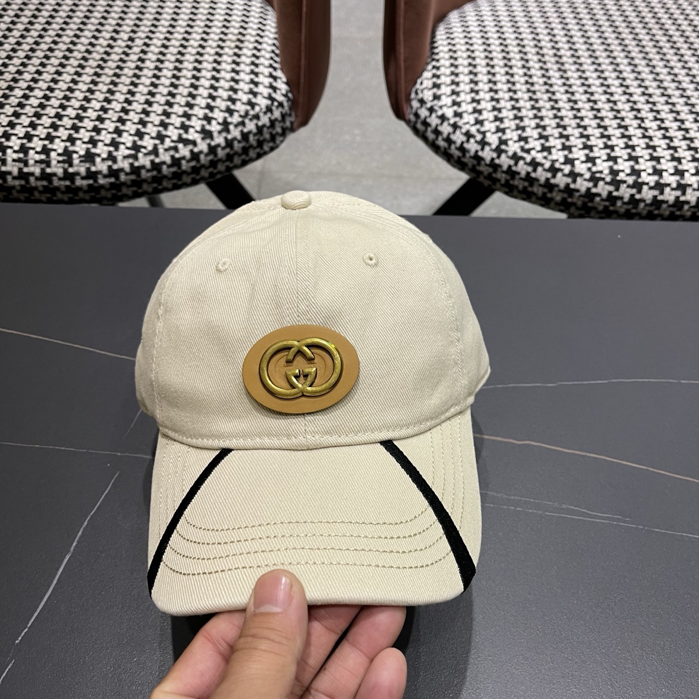 古奇棒球帽♥️GUCCI🧢官网新品，棒球帽，原单品质火爆来袭 高档大气上档次！低调奢华，方便携带！跑量！