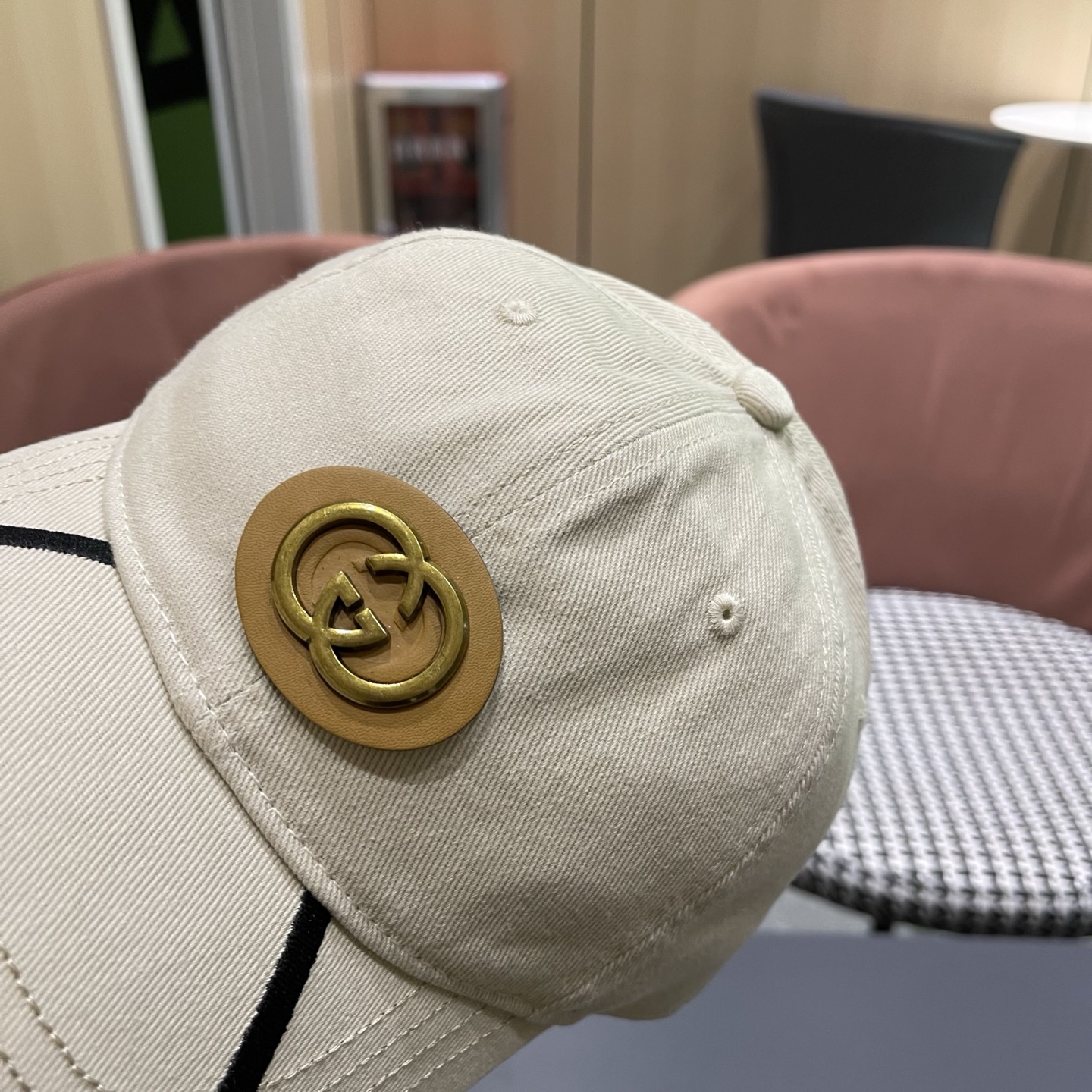 古奇棒球帽♥️GUCCI🧢官网新品，棒球帽，原单品质火爆来袭 高档大气上档次！低调奢华，方便携带！跑量！