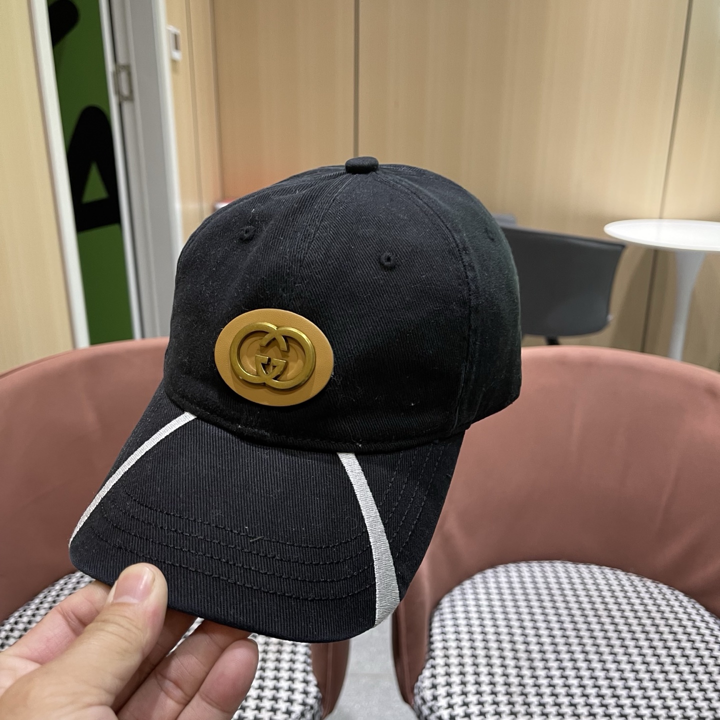 古奇棒球帽♥️GUCCI🧢官网新品，棒球帽，原单品质火爆来袭 高档大气上档次！低调奢华，方便携带！跑量！
