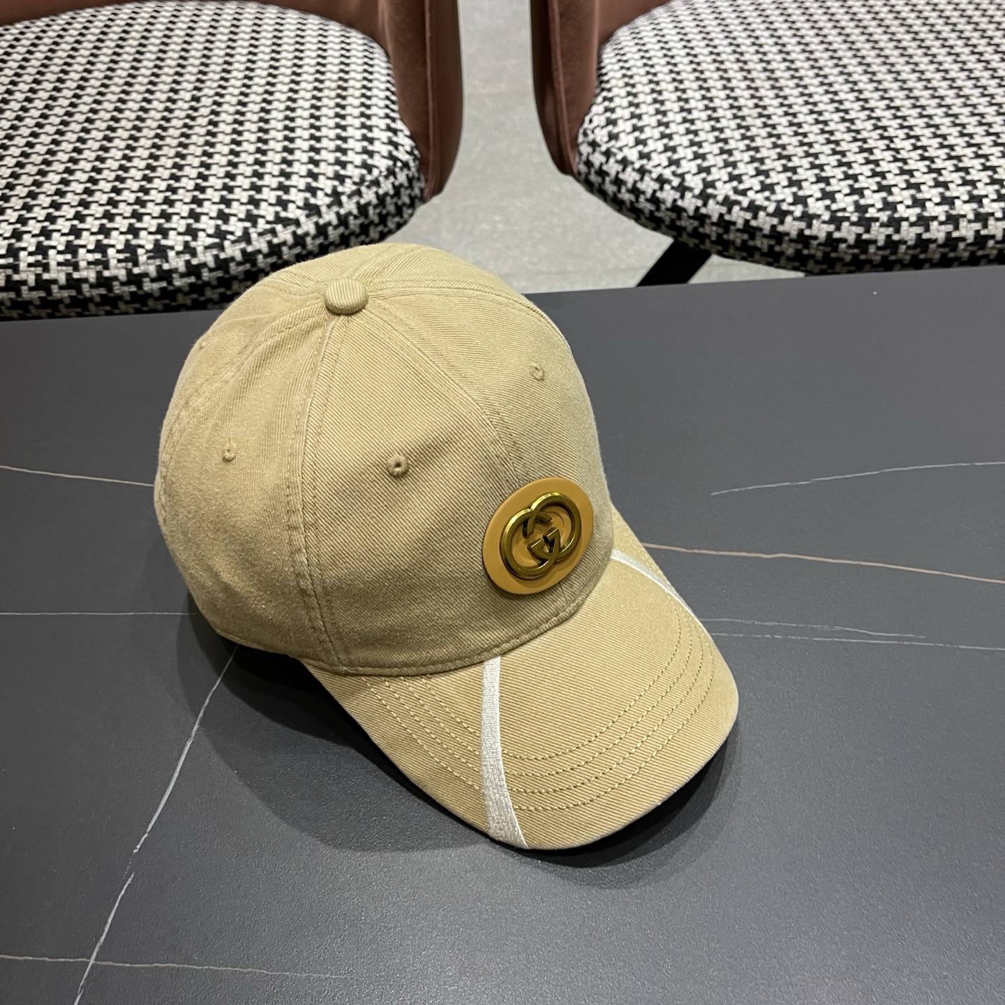 古奇棒球帽♥️GUCCI🧢官网新品，棒球帽，原单品质火爆来袭 高档大气上档次！低调奢华，方便携带！跑量！