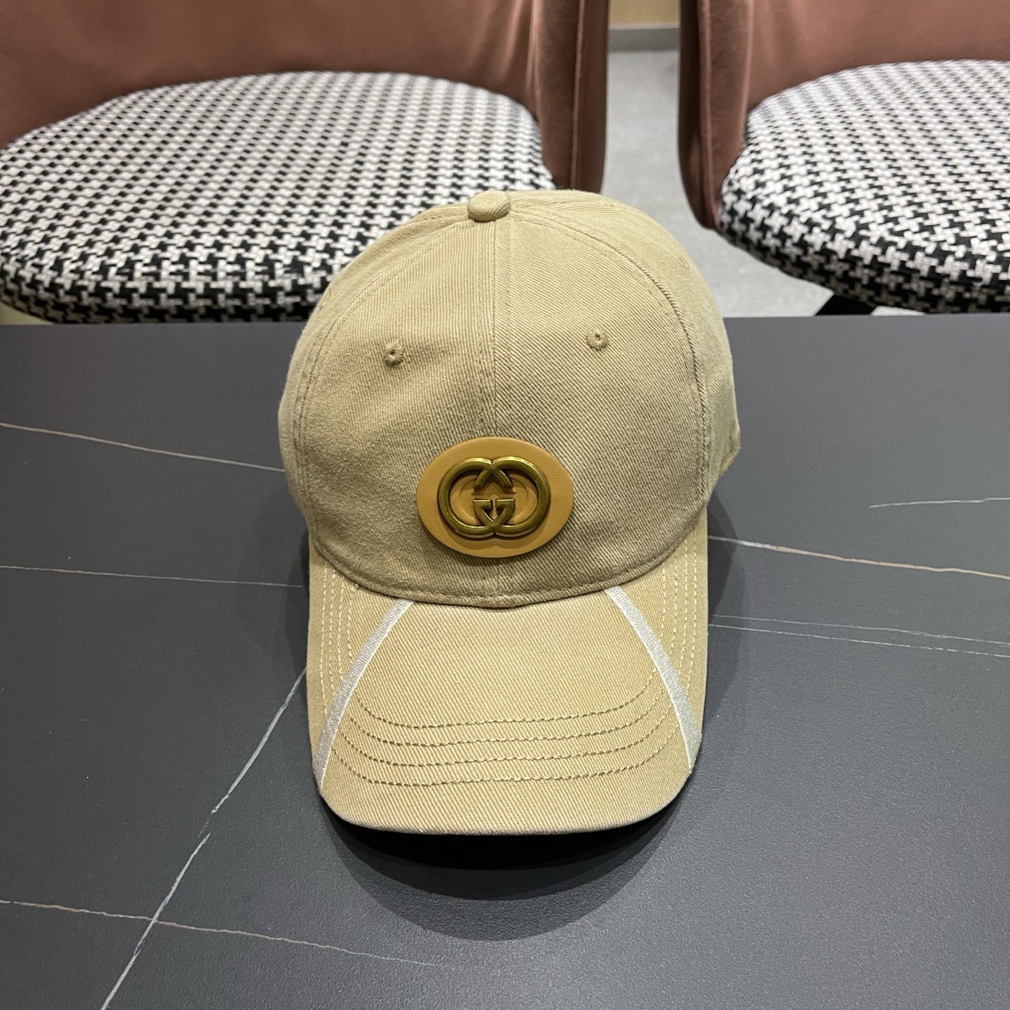 古奇棒球帽♥️GUCCI🧢官网新品，棒球帽，原单品质火爆来袭 高档大气上档次！低调奢华，方便携带！跑量！