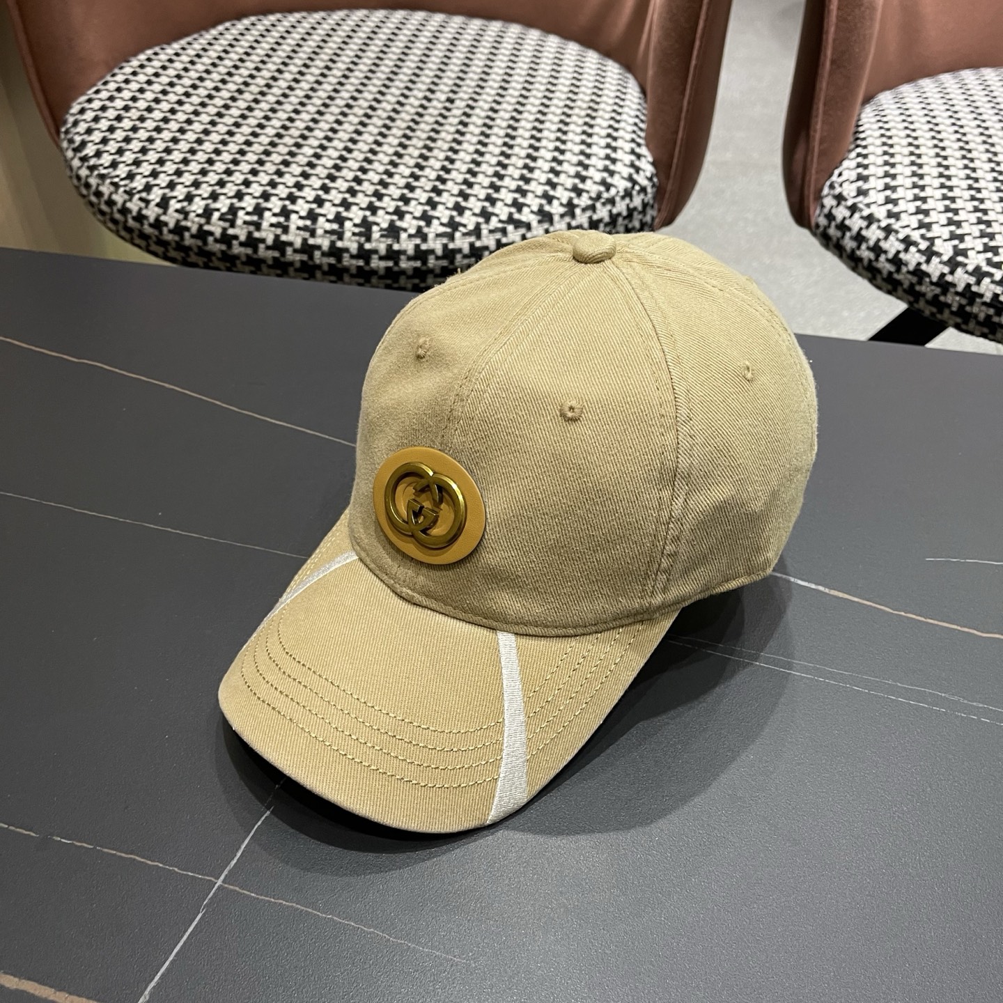 古奇棒球帽♥️GUCCI🧢官网新品，棒球帽，原单品质火爆来袭 高档大气上档次！低调奢华，方便携带！跑量！