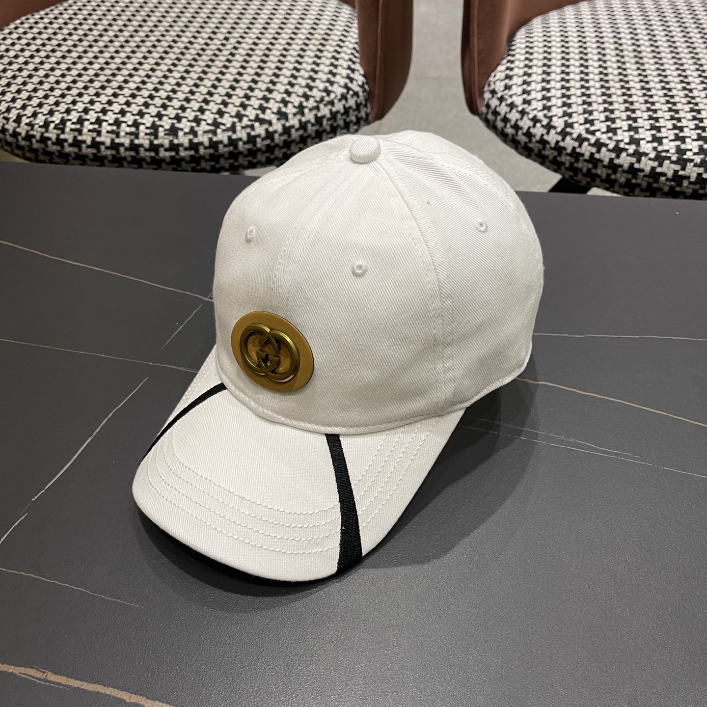 古奇棒球帽♥️GUCCI🧢官网新品，棒球帽，原单品质火爆来袭 高档大气上档次！低调奢华，方便携带！跑量！
