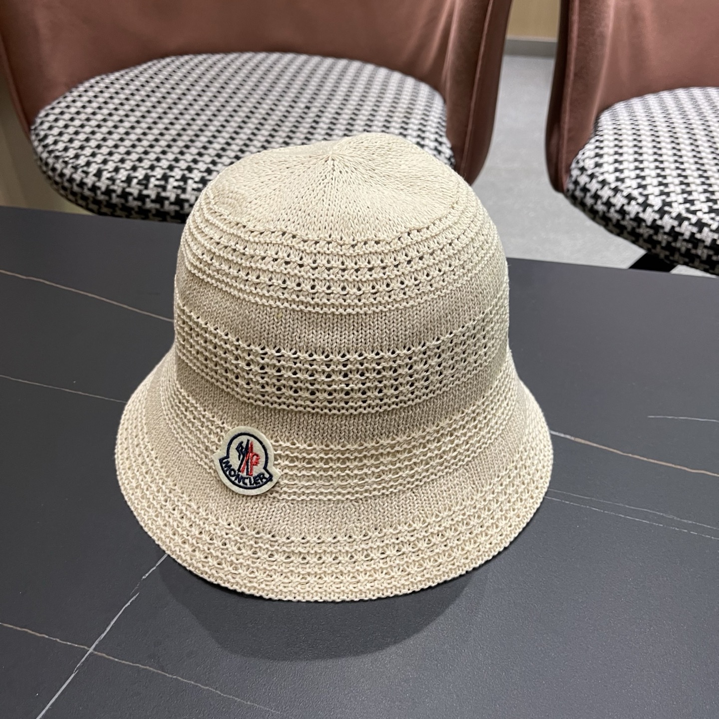 MONCLER（蒙口）新款时尚遮阳防晒渔夫帽韩版镂空透气水桶帽显脸小