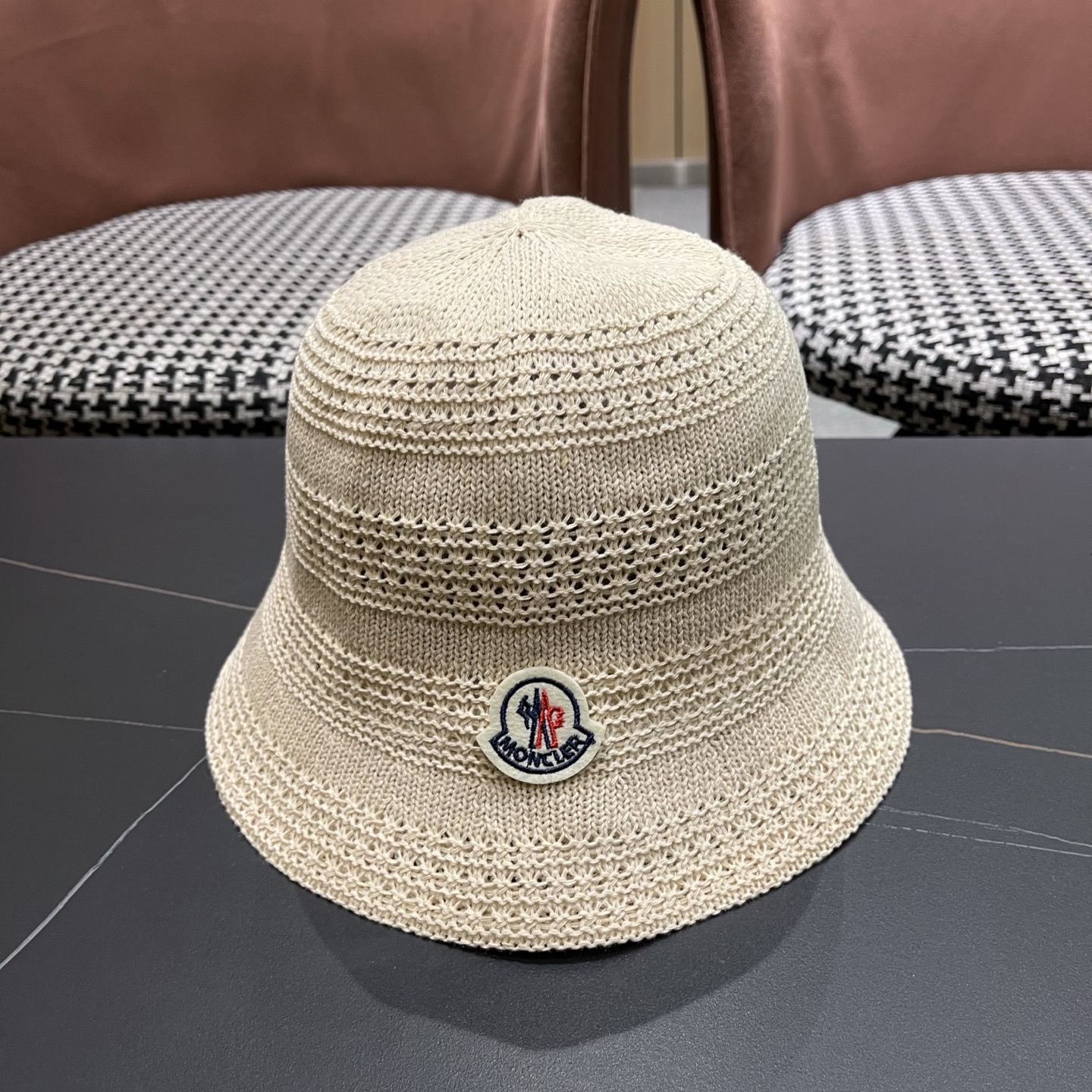 MONCLER（蒙口）新款时尚遮阳防晒渔夫帽韩版镂空透气水桶帽显脸小