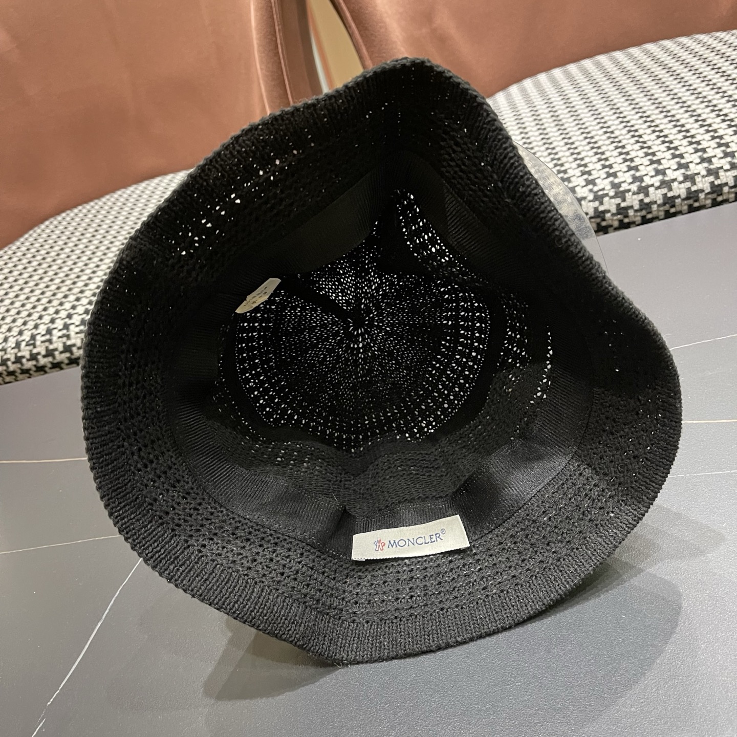 MONCLER（蒙口）新款时尚遮阳防晒渔夫帽韩版镂空透气水桶帽显脸小