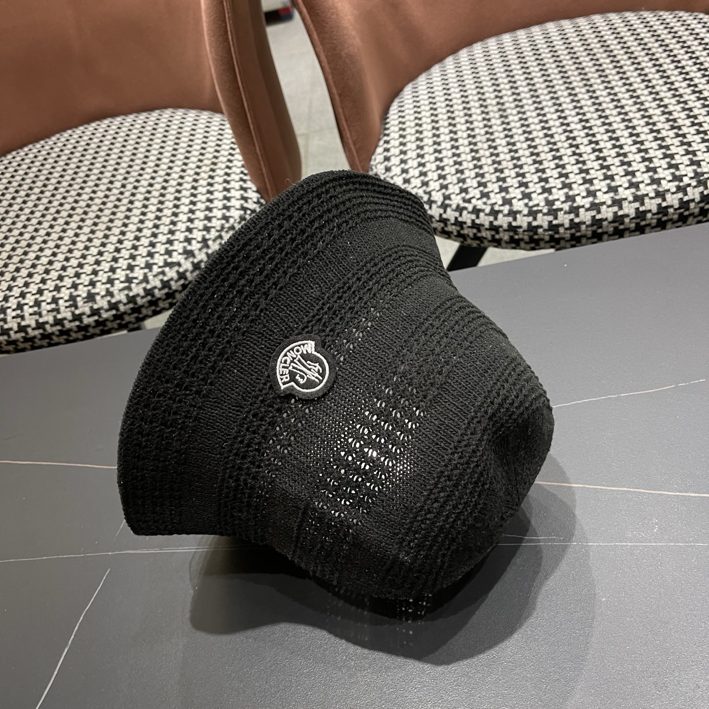 MONCLER（蒙口）新款时尚遮阳防晒渔夫帽韩版镂空透气水桶帽显脸小