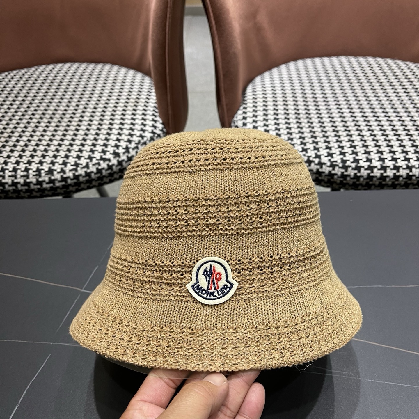 MONCLER（蒙口）新款时尚遮阳防晒渔夫帽韩版镂空透气水桶帽显脸小