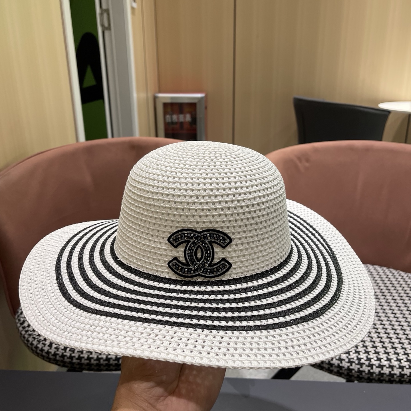 CHANEL香奈儿 网纱大檐草帽赫本风法式优雅出游旅行度假沙滩遮阳防晒网红渔夫帽