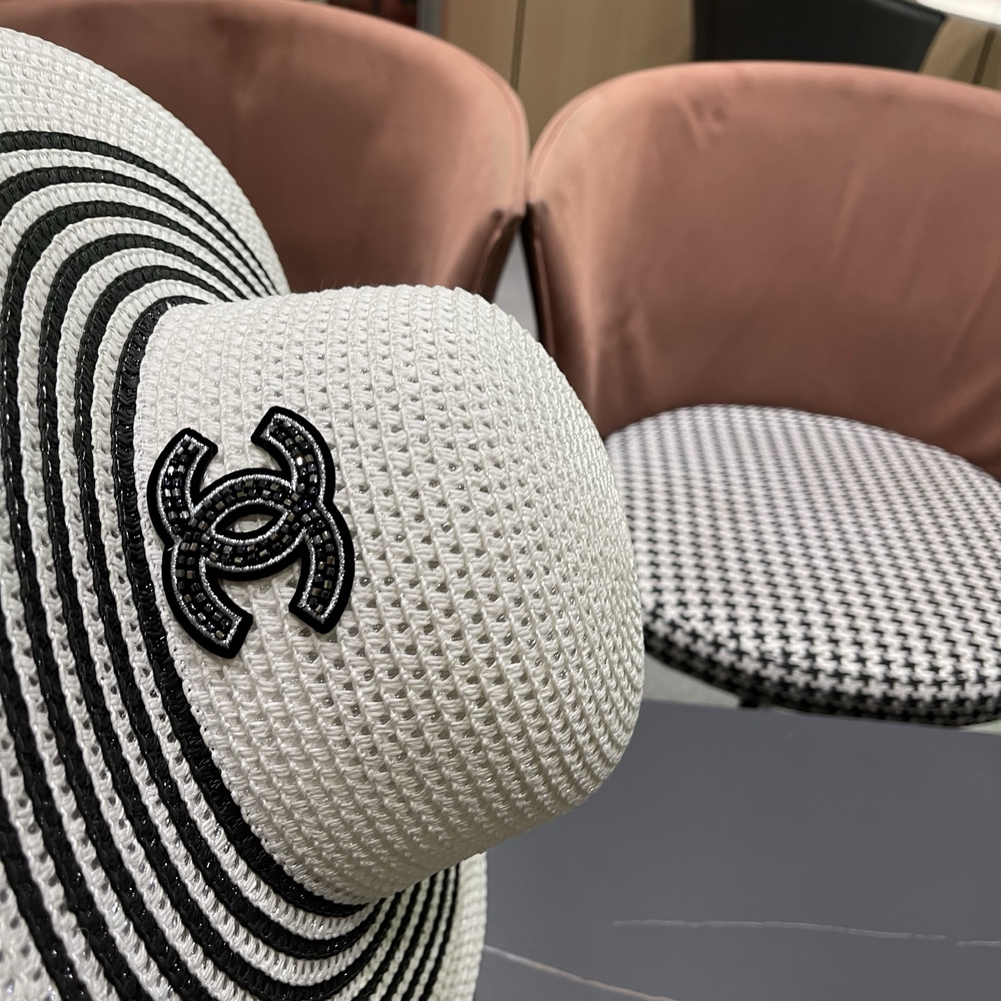 CHANEL香奈儿 网纱大檐草帽赫本风法式优雅出游旅行度假沙滩遮阳防晒网红渔夫帽