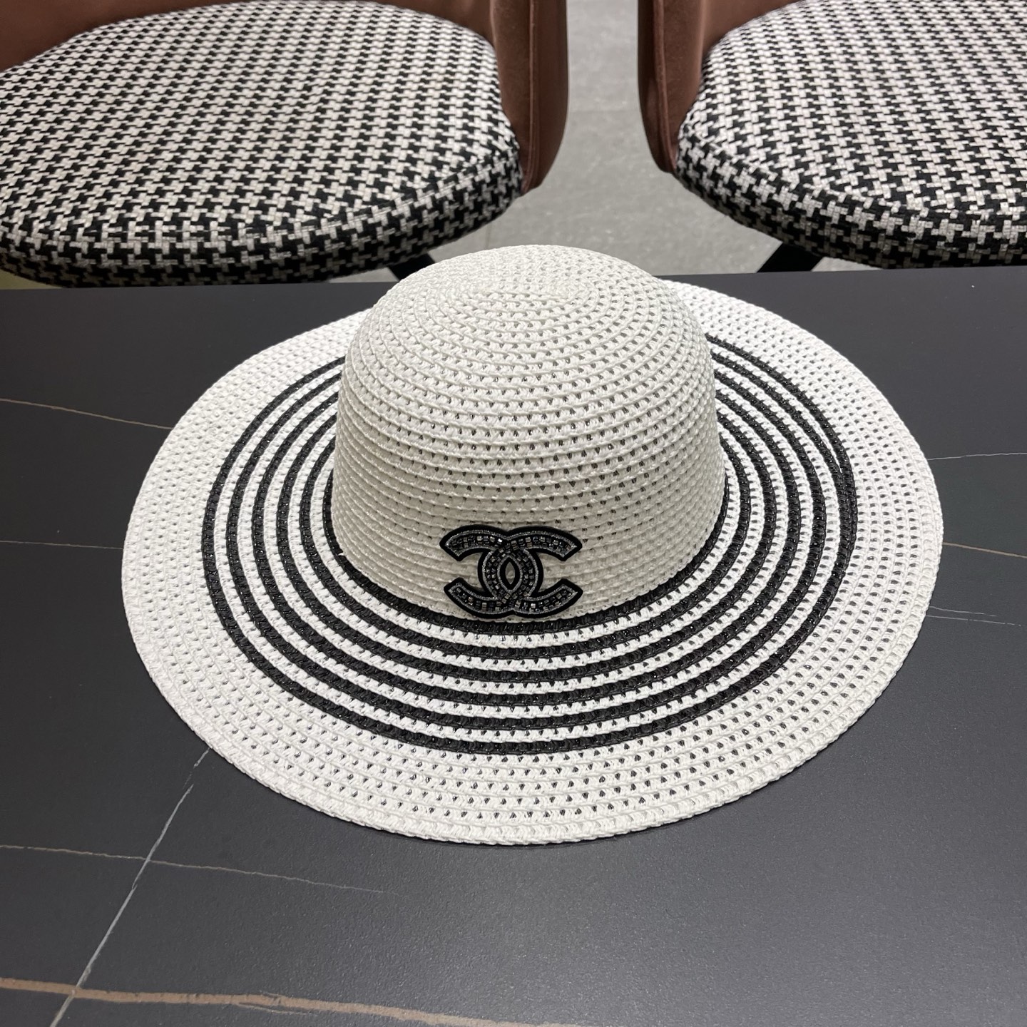 CHANEL香奈儿 网纱大檐草帽赫本风法式优雅出游旅行度假沙滩遮阳防晒网红渔夫帽