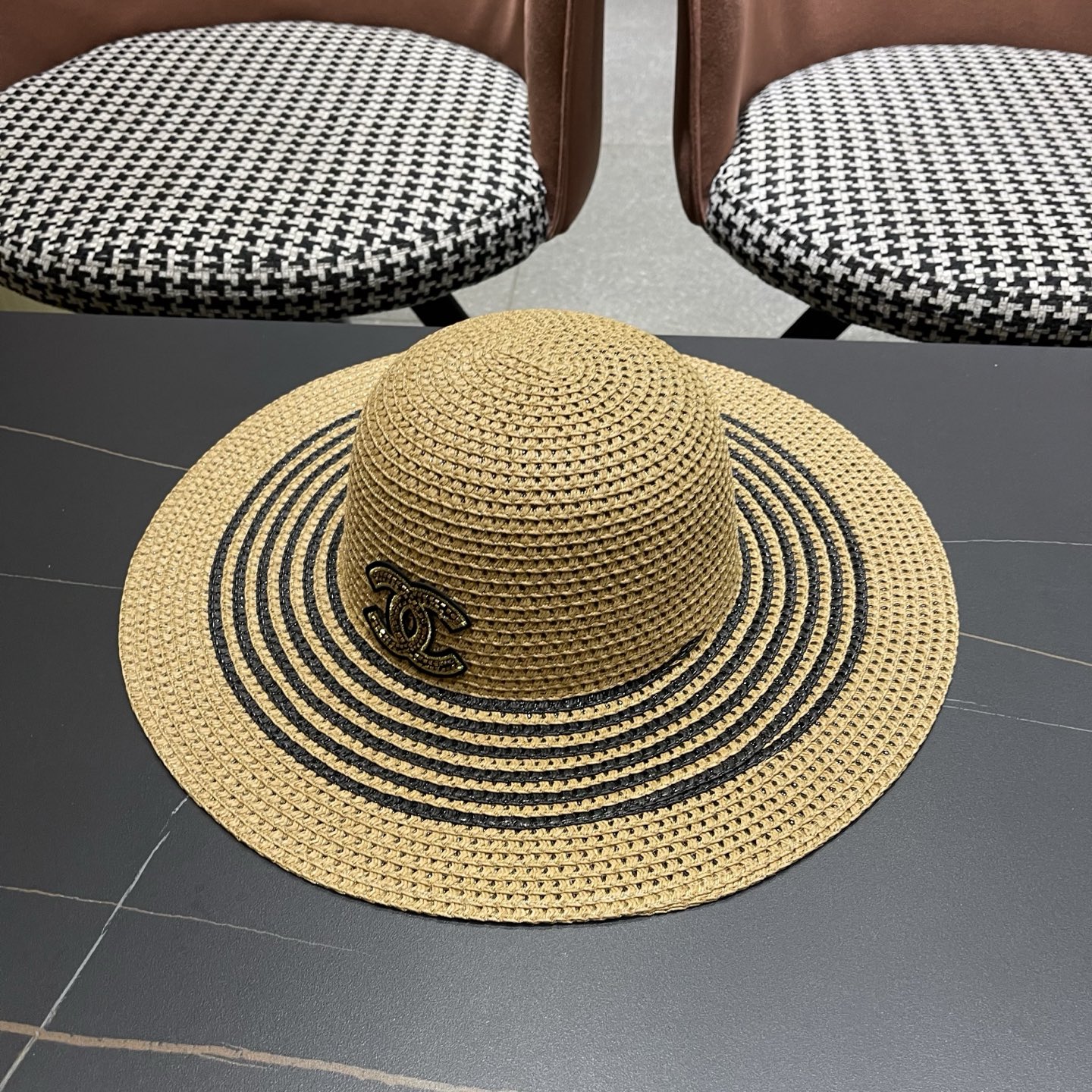 CHANEL香奈儿 网纱大檐草帽赫本风法式优雅出游旅行度假沙滩遮阳防晒网红渔夫帽