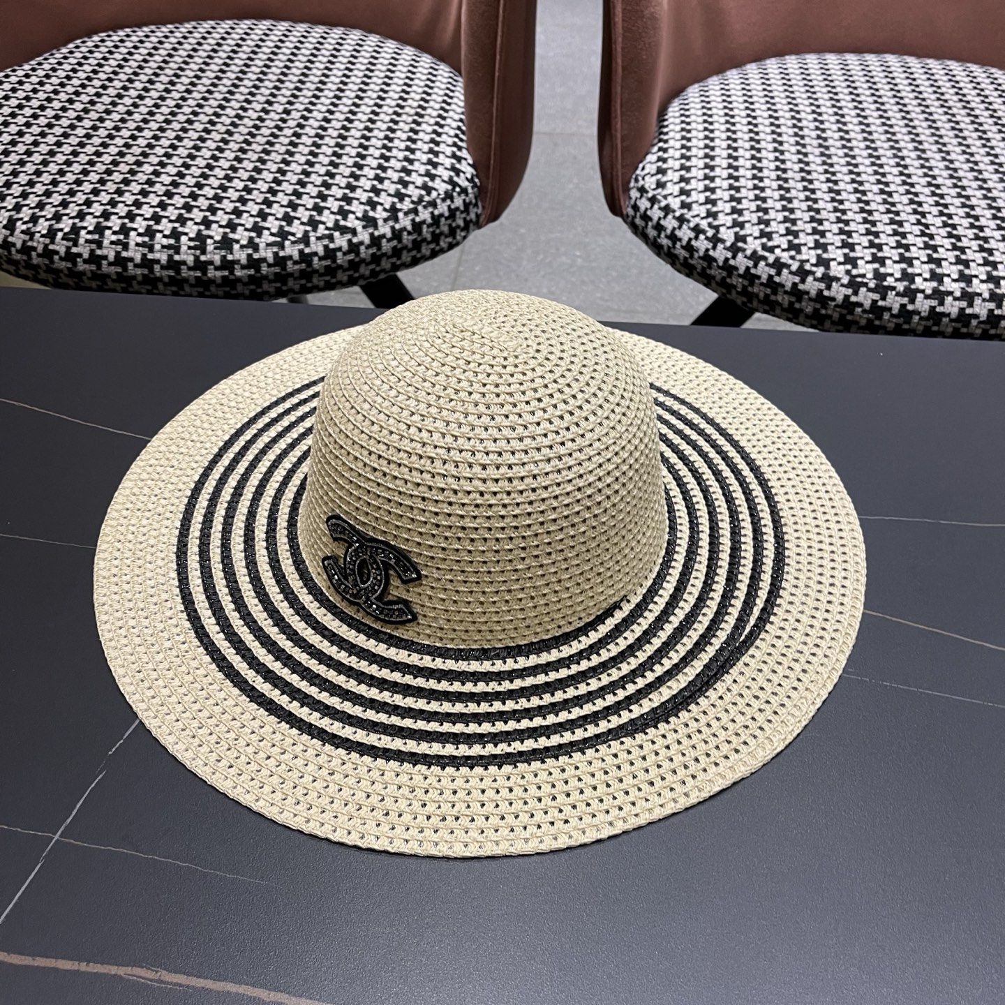 CHANEL香奈儿 网纱大檐草帽赫本风法式优雅出游旅行度假沙滩遮阳防晒网红渔夫帽