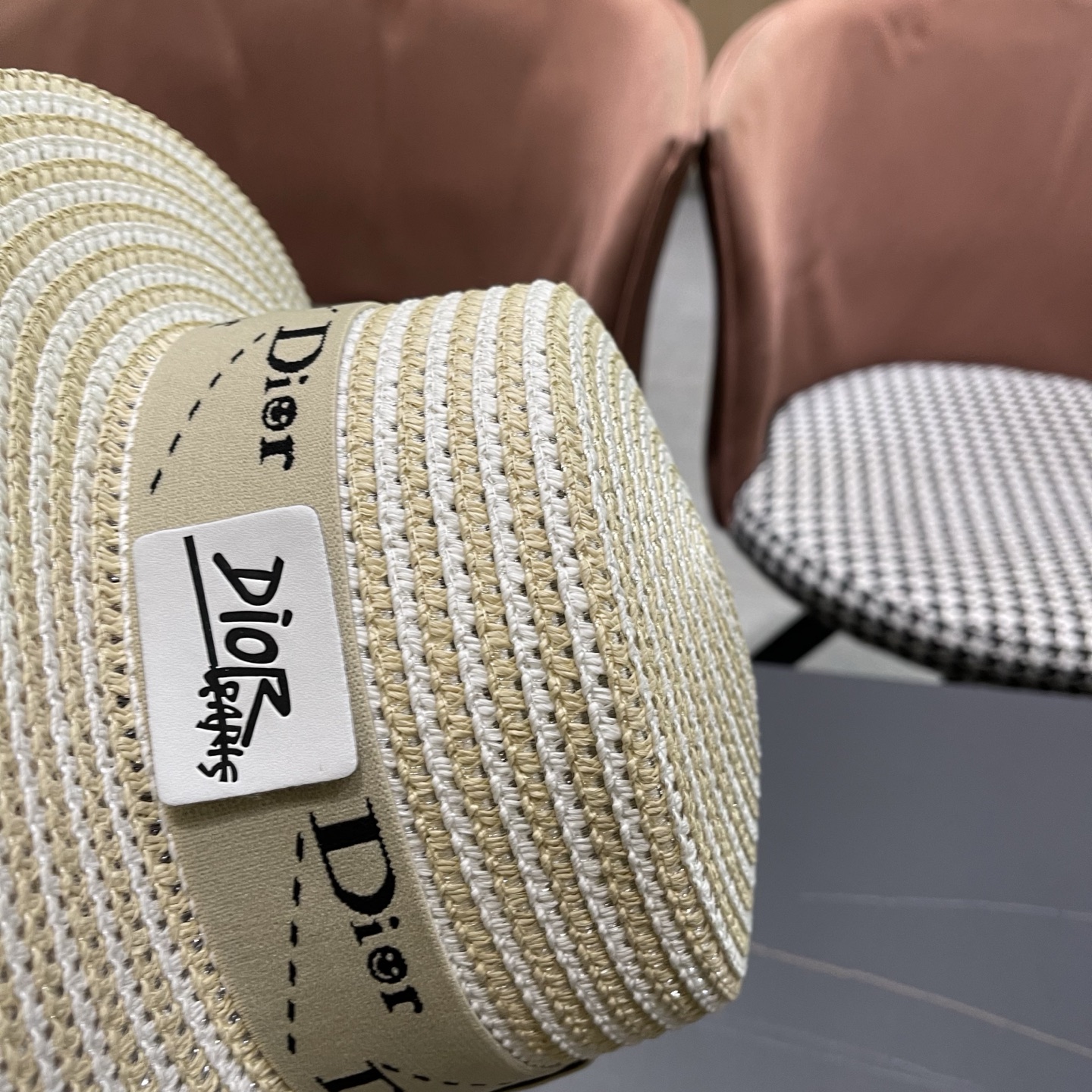 Dior迪奥 新款夏季草编平顶礼帽女款遮阳防晒海边沙滩帽英伦复古时尚