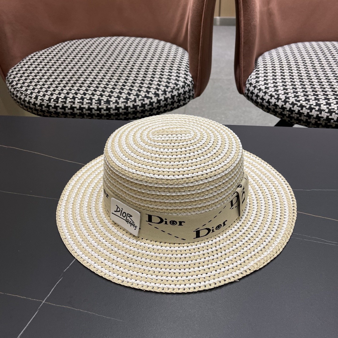 Dior迪奥 新款夏季草编平顶礼帽女款遮阳防晒海边沙滩帽英伦复古时尚