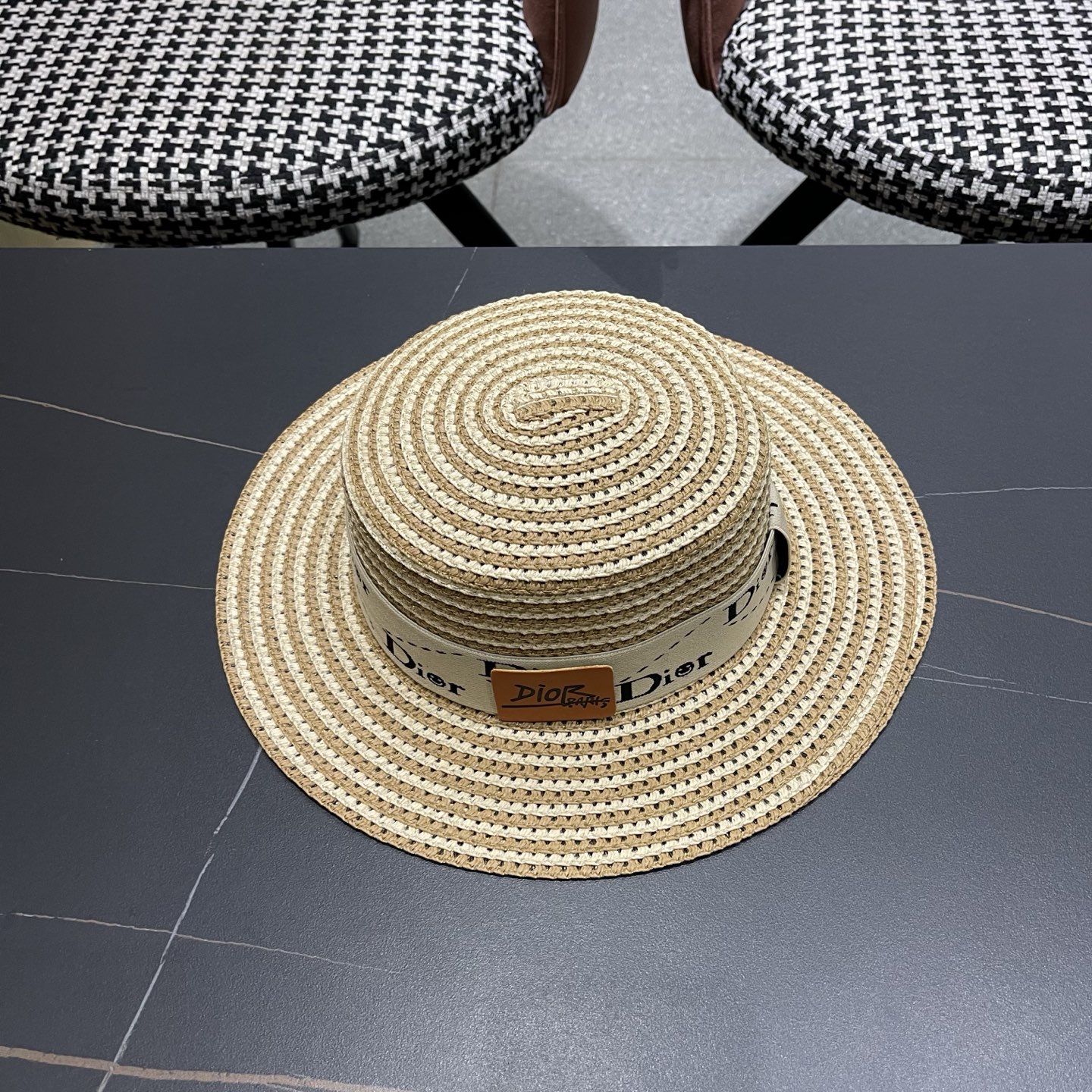 Dior迪奥 新款夏季草编平顶礼帽女款遮阳防晒海边沙滩帽英伦复古时尚