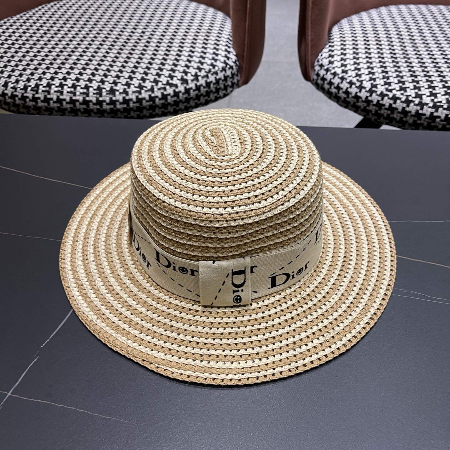 Dior迪奥 新款夏季草编平顶礼帽女款遮阳防晒海边沙滩帽英伦复古时尚
