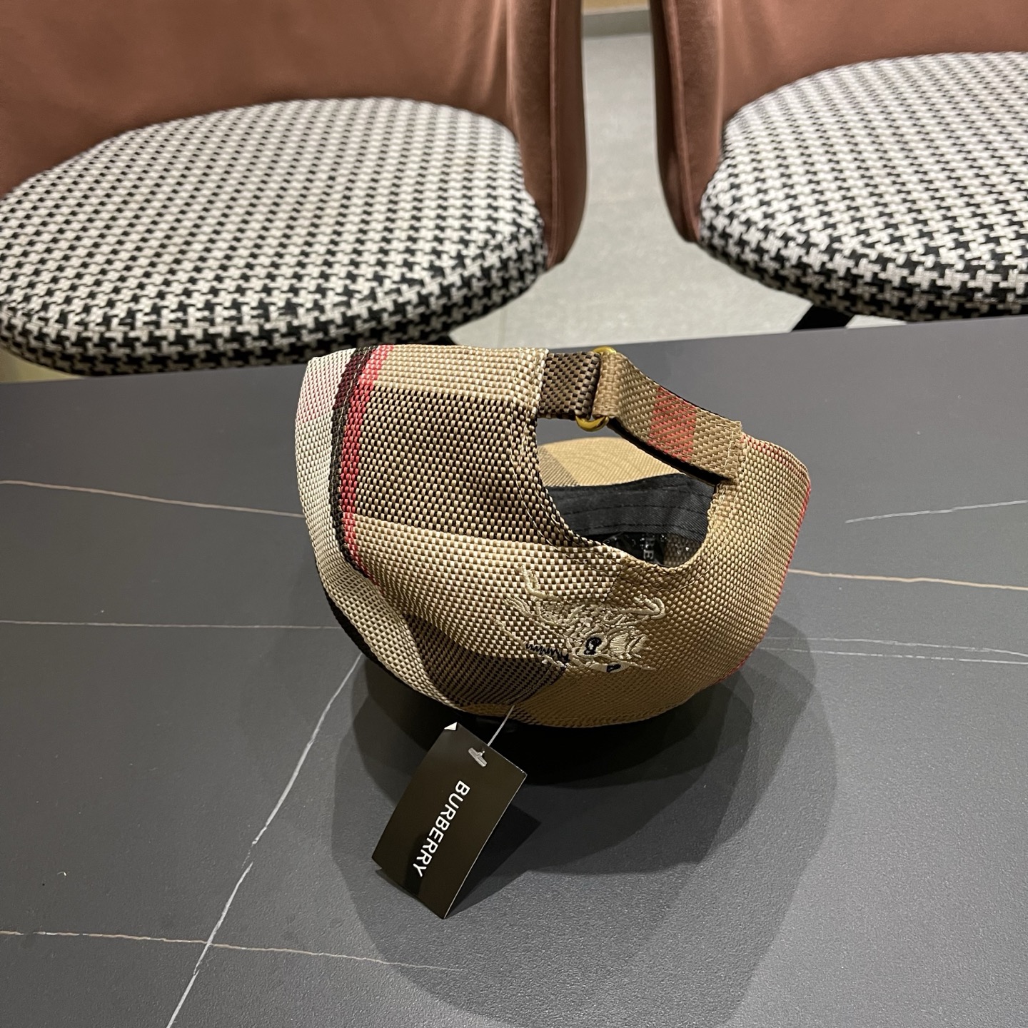 巴宝莉BURBERRY官网同步上线 韩版新款英伦风定制款1:1原单品质 男女通用棒球帽 美邦工艺 高版品