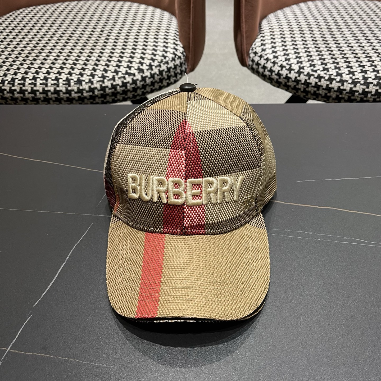 巴宝莉BURBERRY官网同步上线 韩版新款英伦风定制款1:1原单品质 男女通用棒球帽 美邦工艺 高版品