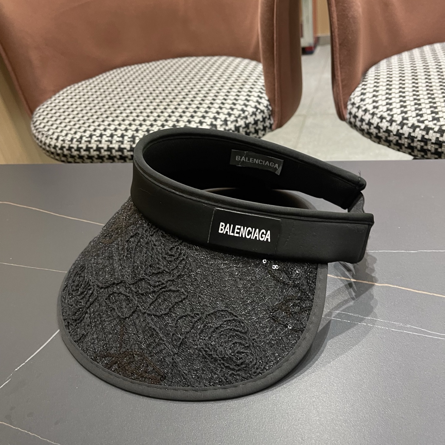 BALENCIAGA巴黎世家 新款蕾丝空顶遮阳帽子女夏季户外通勤防晒帽大帽檐时尚透气显脸小