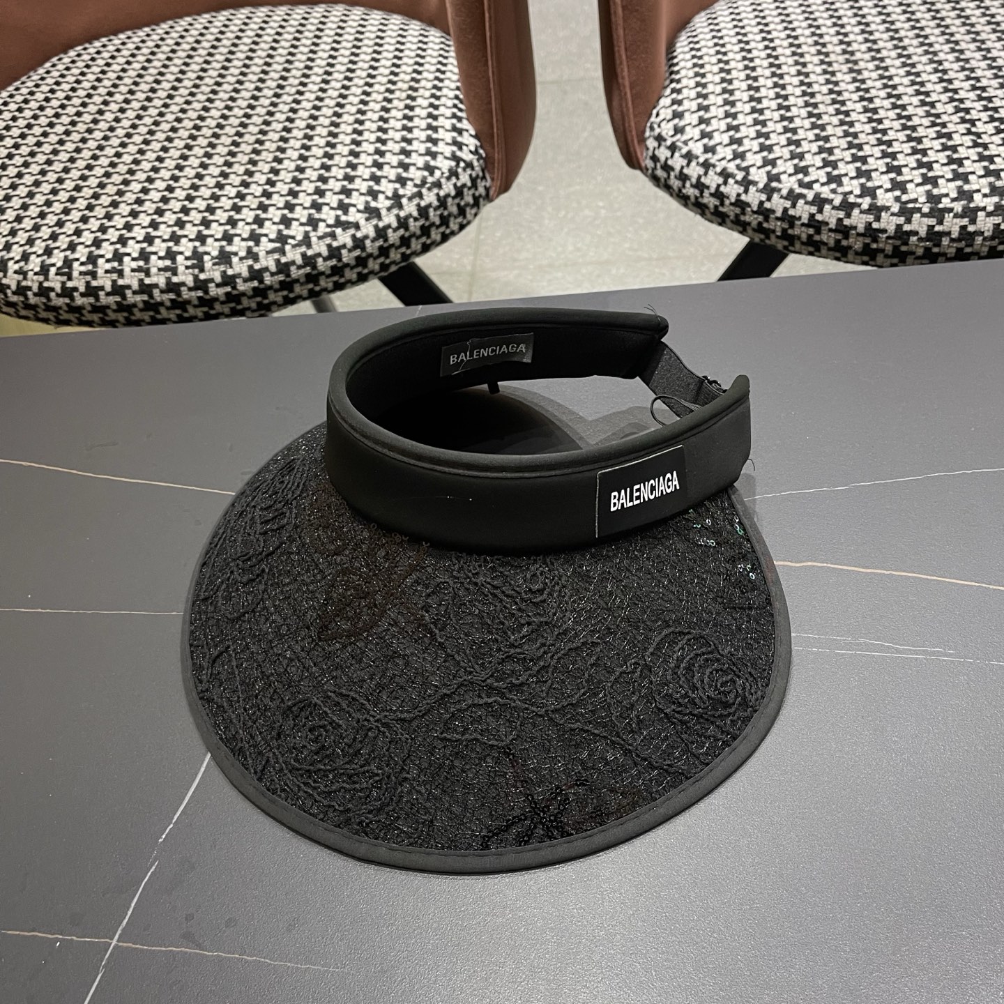 BALENCIAGA巴黎世家 新款蕾丝空顶遮阳帽子女夏季户外通勤防晒帽大帽檐时尚透气显脸小