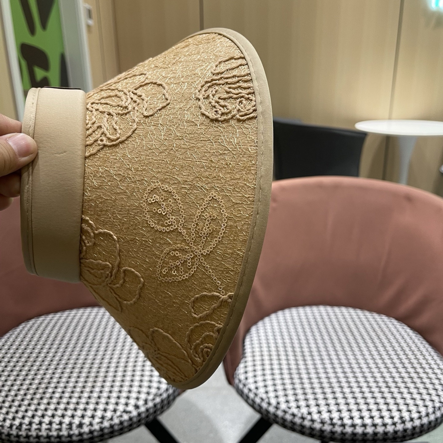 BALENCIAGA巴黎世家 新款蕾丝空顶遮阳帽子女夏季户外通勤防晒帽大帽檐时尚透气显脸小