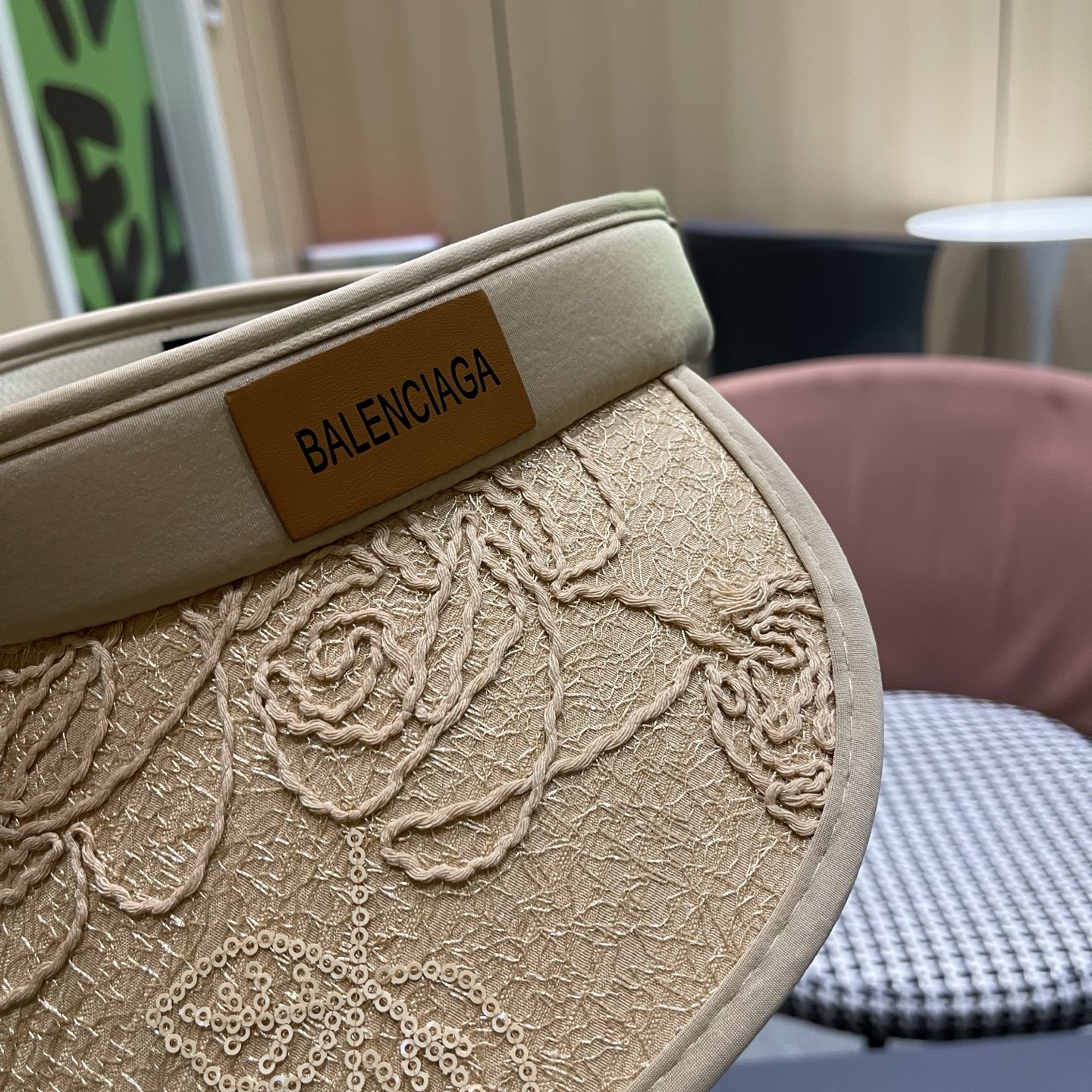 BALENCIAGA巴黎世家 新款蕾丝空顶遮阳帽子女夏季户外通勤防晒帽大帽檐时尚透气显脸小