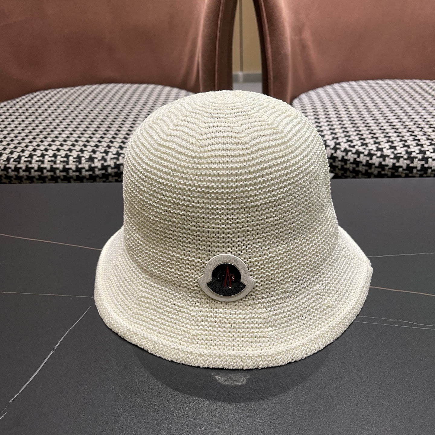 MONCLER（蒙口）韩版纯色简约显脸小渔夫帽子女春夏季透气遮阳防晒时尚百搭水桶帽