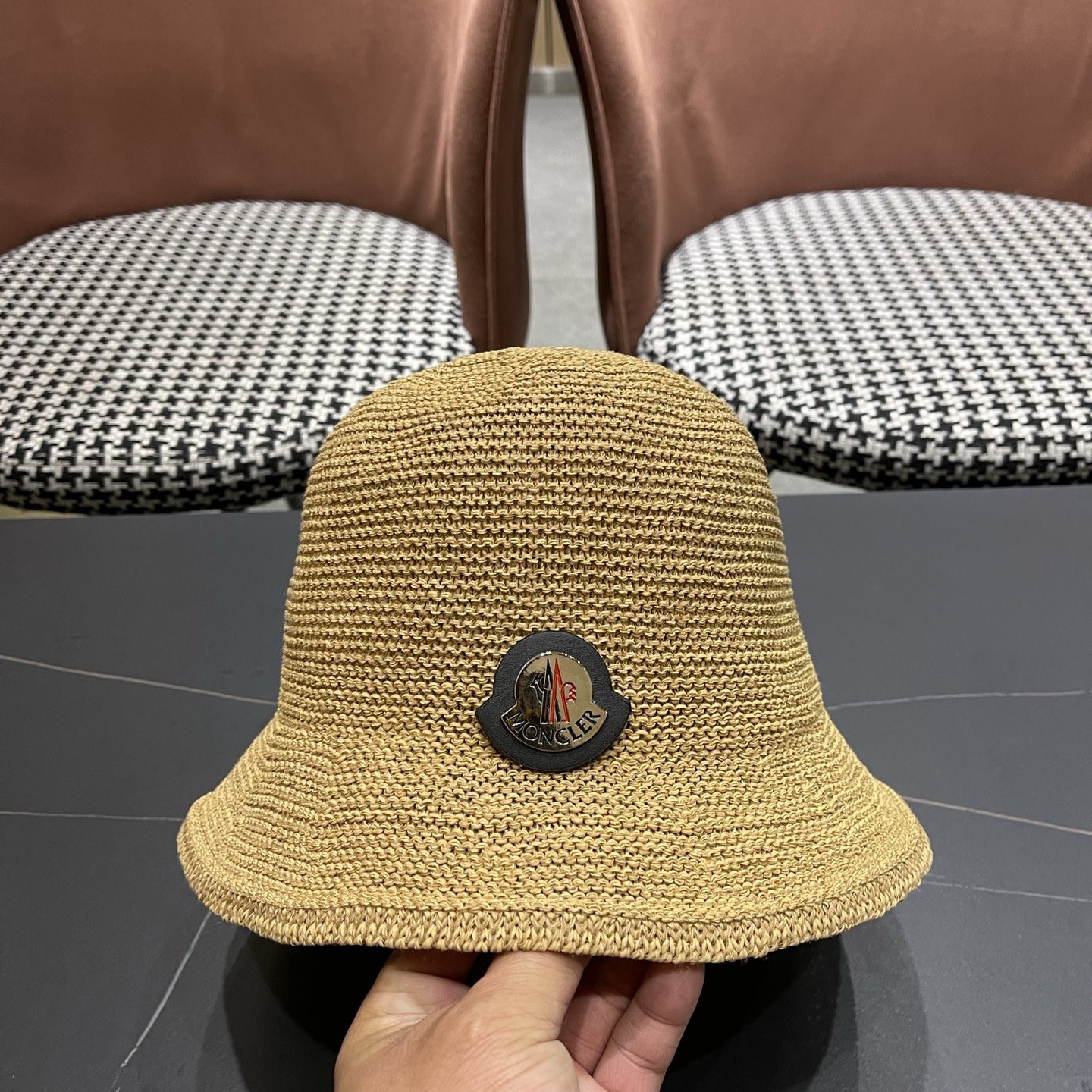 MONCLER（蒙口）韩版纯色简约显脸小渔夫帽子女春夏季透气遮阳防晒时尚百搭水桶帽