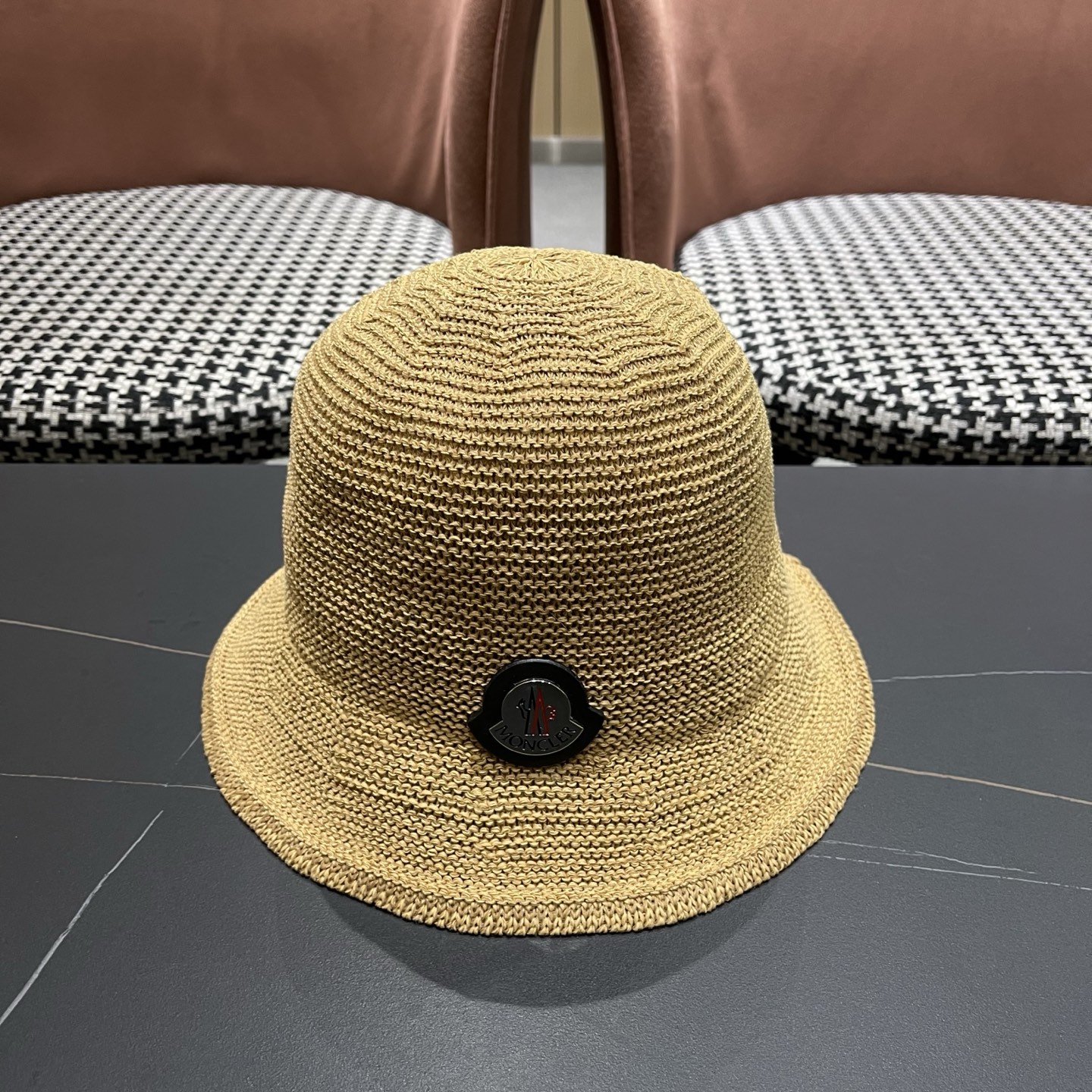 MONCLER（蒙口）韩版纯色简约显脸小渔夫帽子女春夏季透气遮阳防晒时尚百搭水桶帽