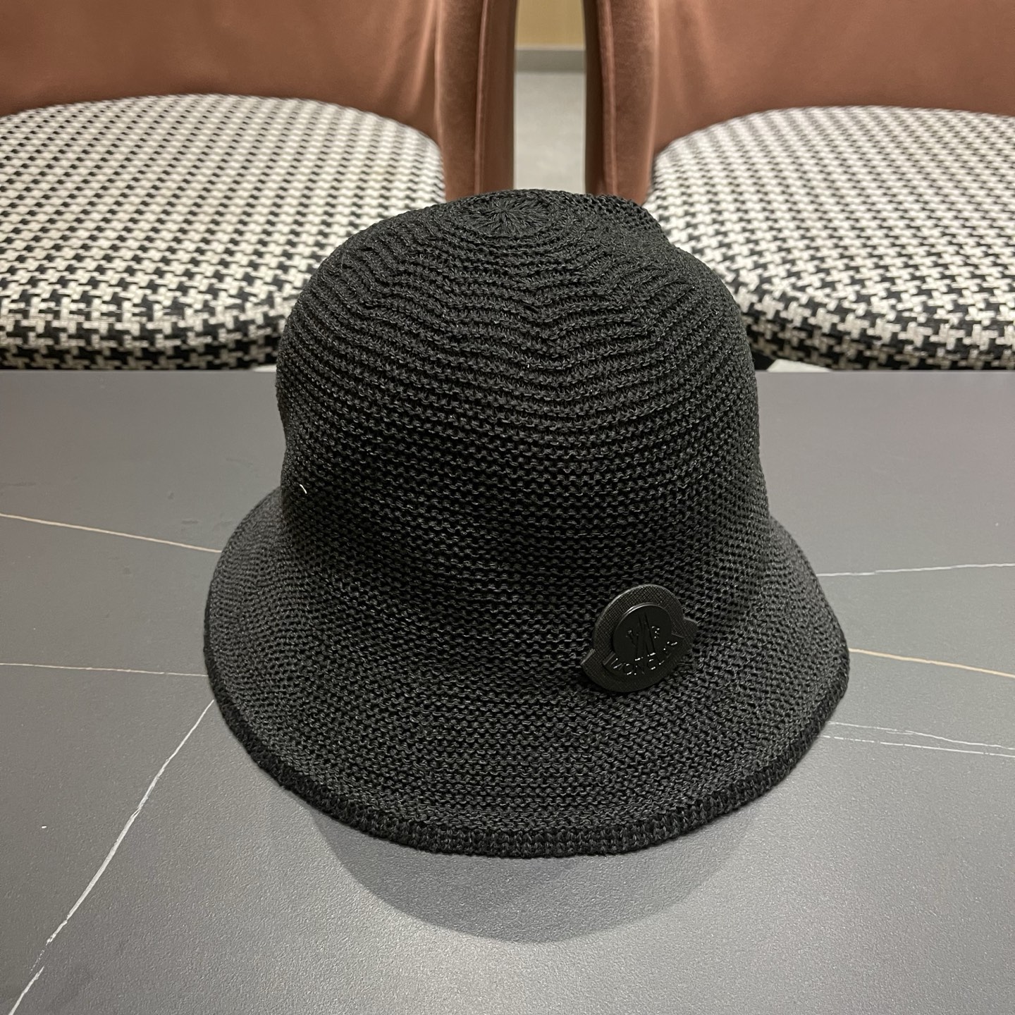 MONCLER（蒙口）韩版纯色简约显脸小渔夫帽子女春夏季透气遮阳防晒时尚百搭水桶帽