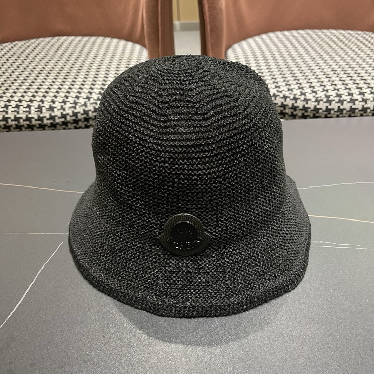 MONCLER（蒙口）韩版纯色简约显脸小渔夫帽子女春夏季透气遮阳防晒时尚百搭水桶帽