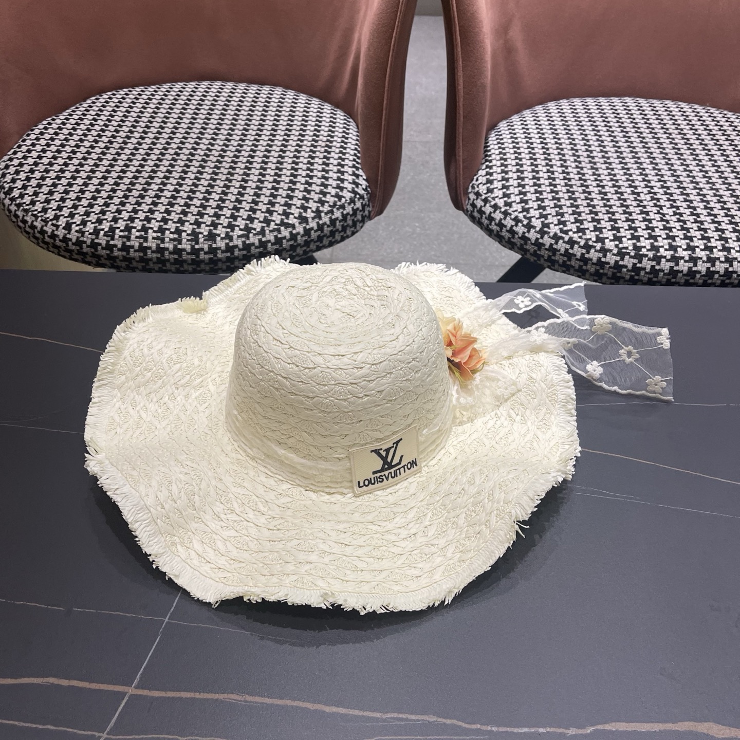 LV路易威登法式花朵蕾丝飘带草帽女夏季海边大帽檐遮阳防晒帽大头围太阳帽子