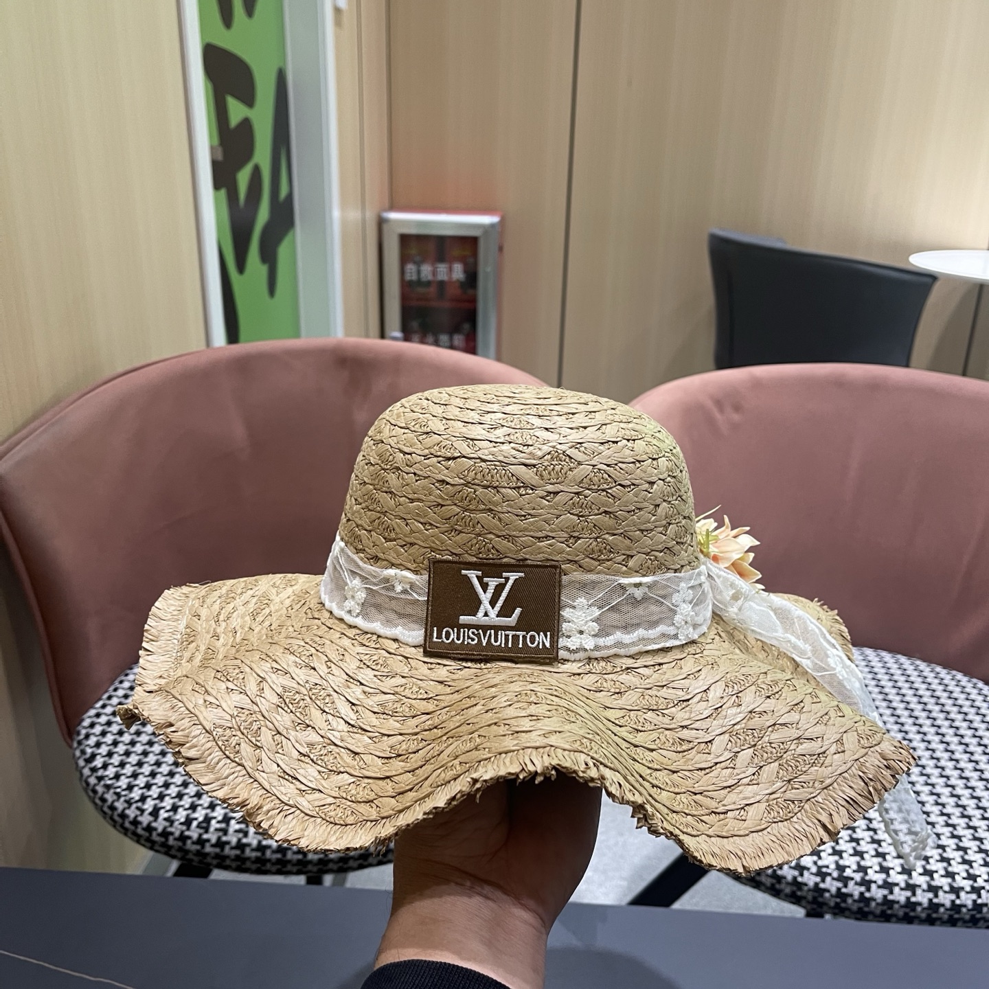 LV路易威登法式花朵蕾丝飘带草帽女夏季海边大帽檐遮阳防晒帽大头围太阳帽子