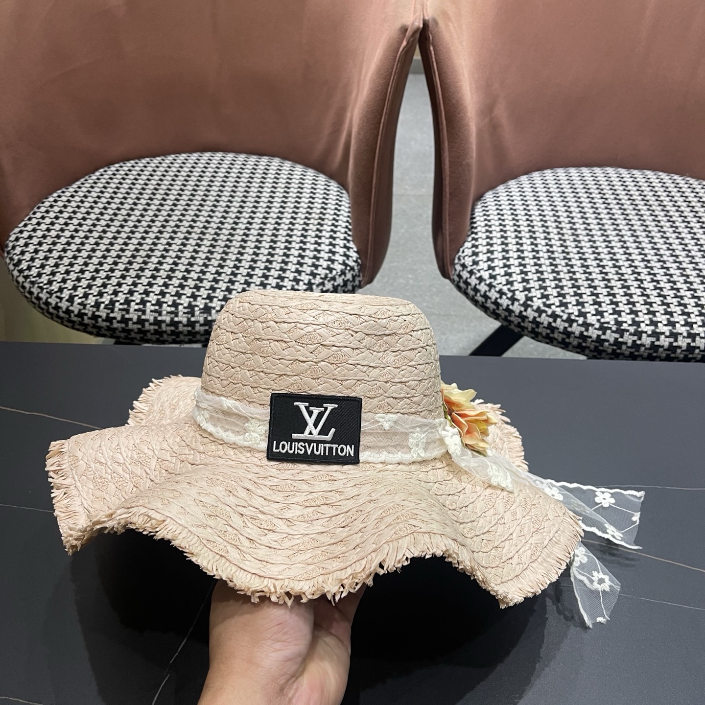 LV路易威登法式花朵蕾丝飘带草帽女夏季海边大帽檐遮阳防晒帽大头围太阳帽子