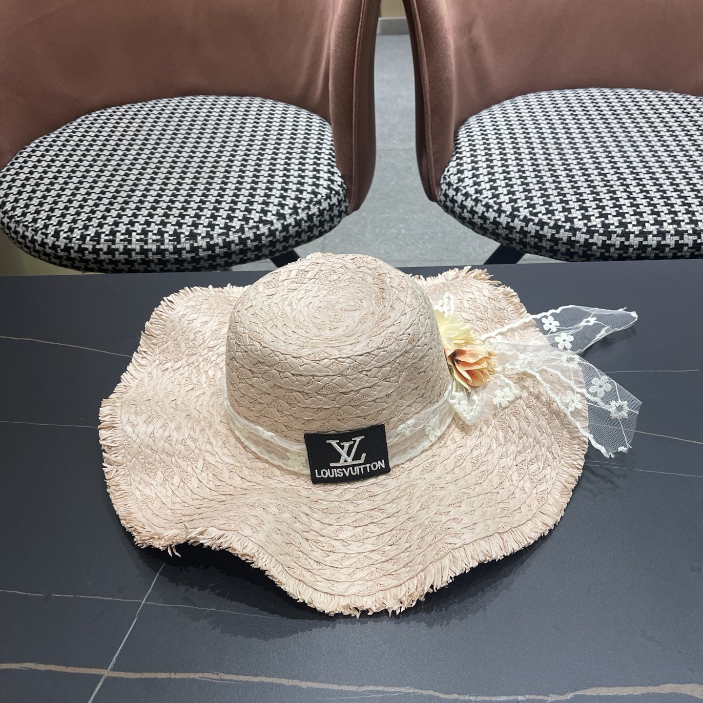 LV路易威登法式花朵蕾丝飘带草帽女夏季海边大帽檐遮阳防晒帽大头围太阳帽子