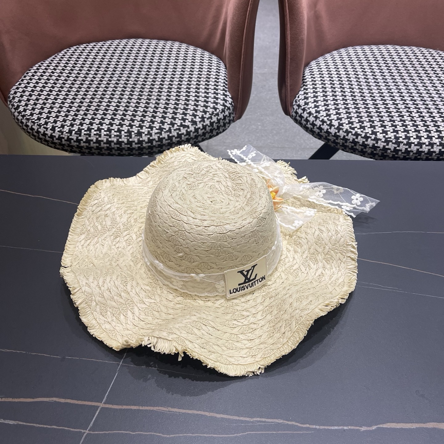 LV路易威登法式花朵蕾丝飘带草帽女夏季海边大帽檐遮阳防晒帽大头围太阳帽子