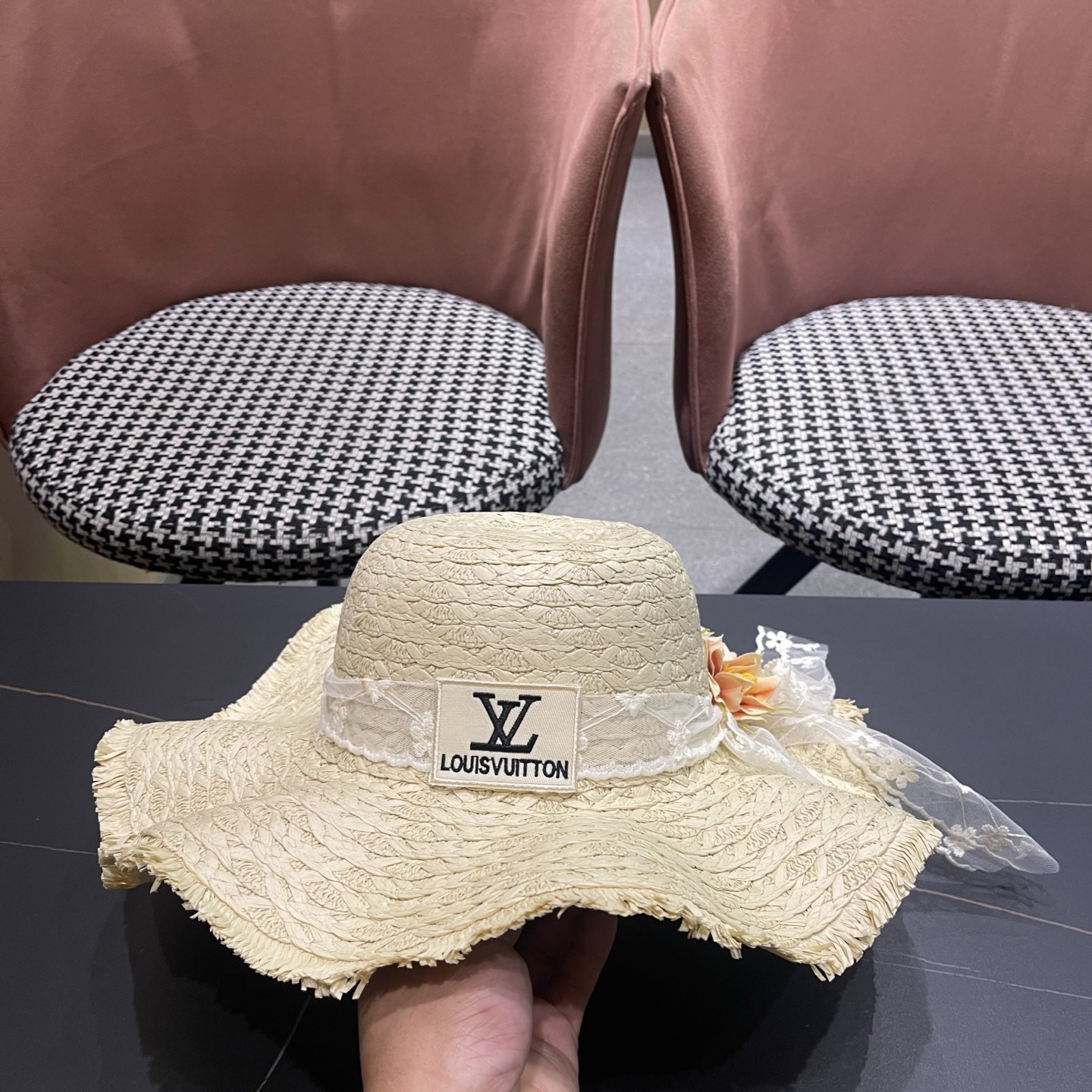 LV路易威登法式花朵蕾丝飘带草帽女夏季海边大帽檐遮阳防晒帽大头围太阳帽子