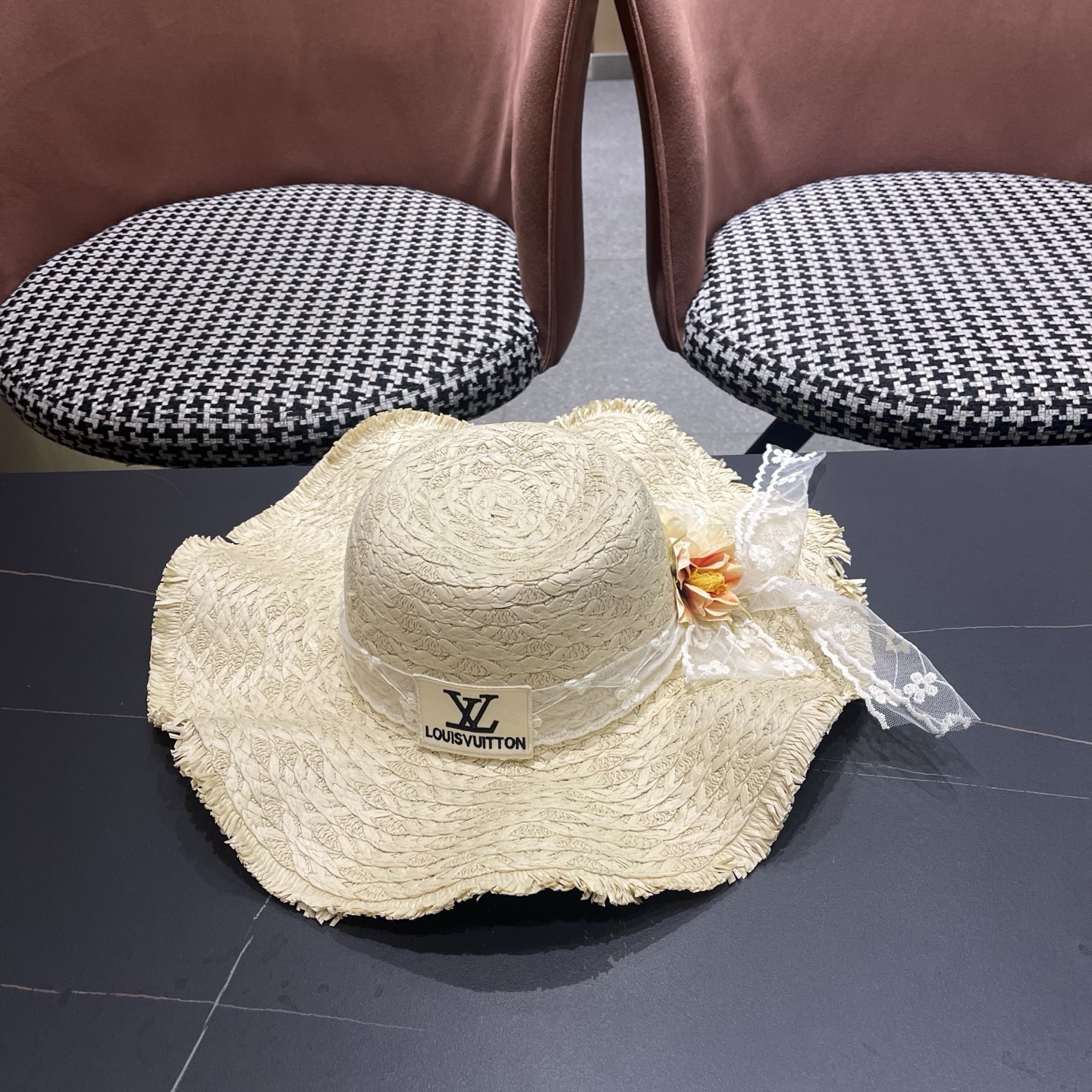 LV路易威登法式花朵蕾丝飘带草帽女夏季海边大帽檐遮阳防晒帽大头围太阳帽子