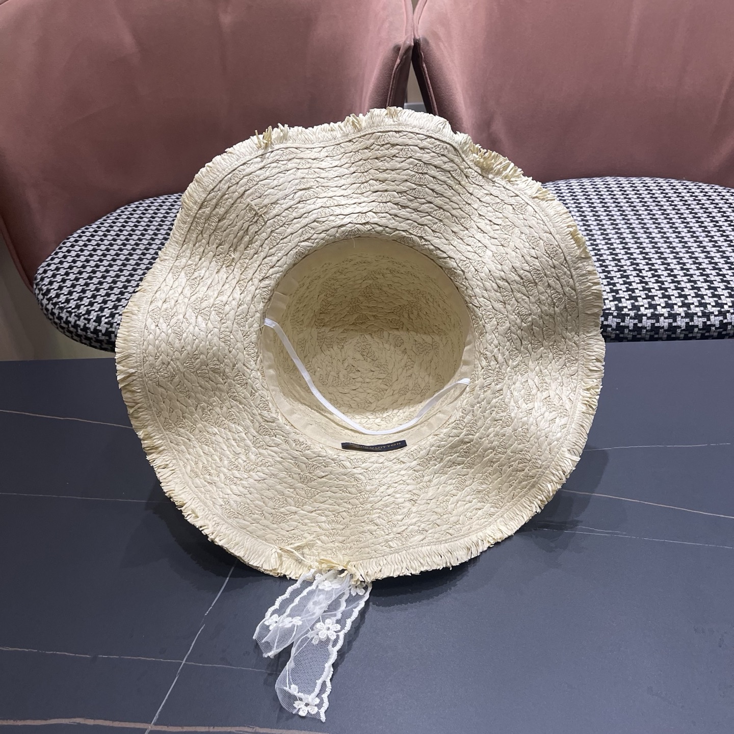 LV路易威登法式花朵蕾丝飘带草帽女夏季海边大帽檐遮阳防晒帽大头围太阳帽子