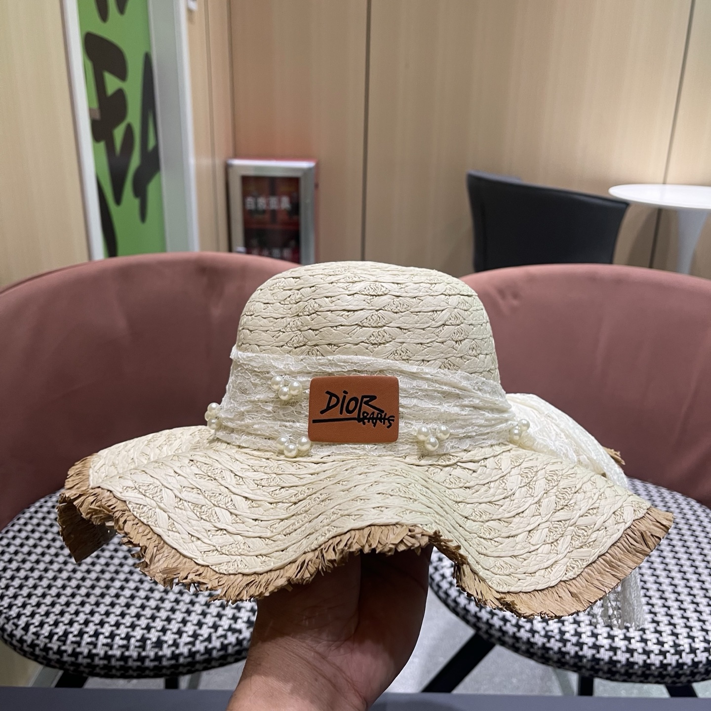 Dior迪奥 新款蕾丝蝴蝶结波浪形草帽女夏季海边度假大帽檐沙滩遮阳太阳帽子