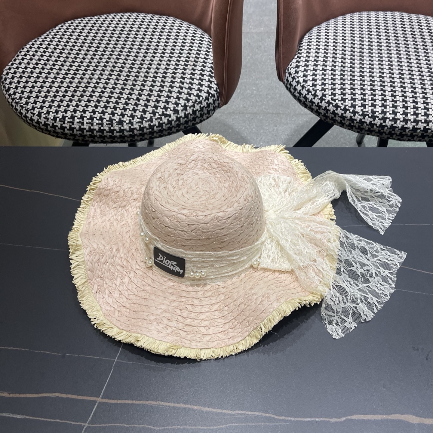Dior迪奥 新款蕾丝蝴蝶结波浪形草帽女夏季海边度假大帽檐沙滩遮阳太阳帽子