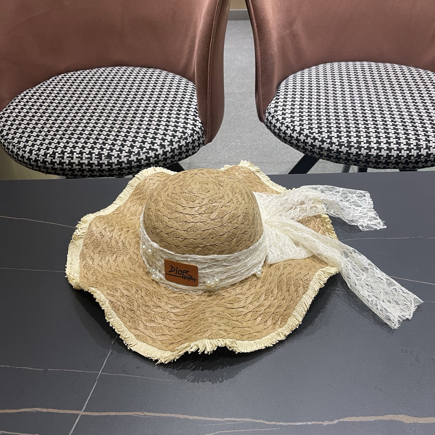 Dior迪奥 新款蕾丝蝴蝶结波浪形草帽女夏季海边度假大帽檐沙滩遮阳太阳帽子