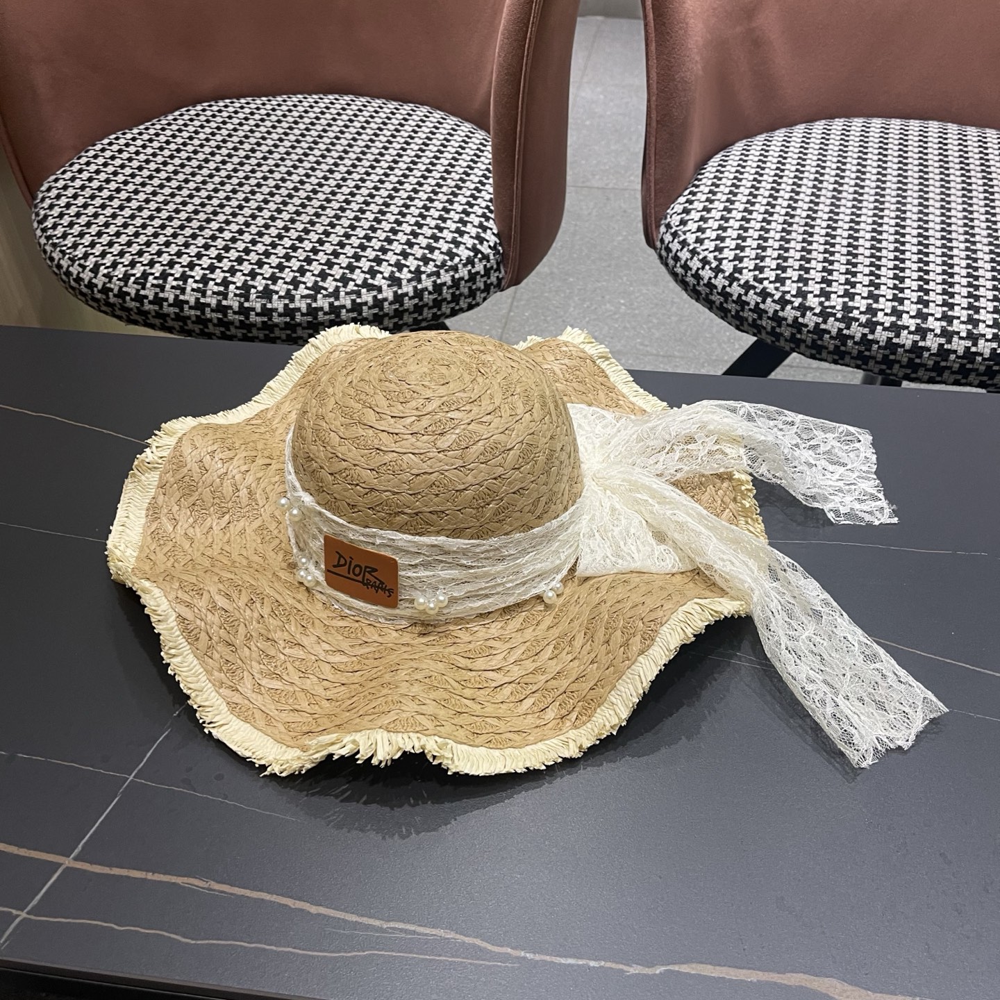 Dior迪奥 新款蕾丝蝴蝶结波浪形草帽女夏季海边度假大帽檐沙滩遮阳太阳帽子