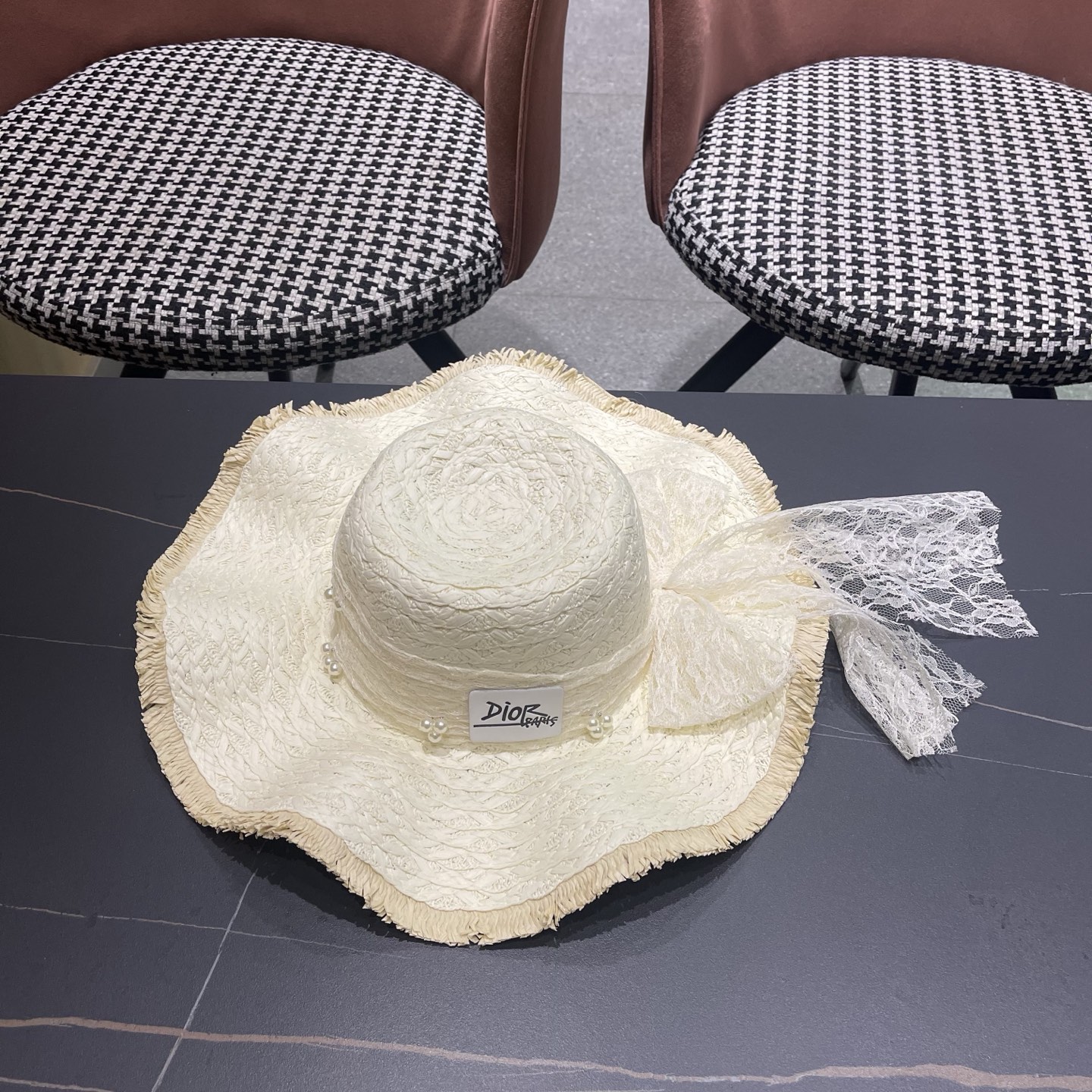 Dior迪奥 新款蕾丝蝴蝶结波浪形草帽女夏季海边度假大帽檐沙滩遮阳太阳帽子