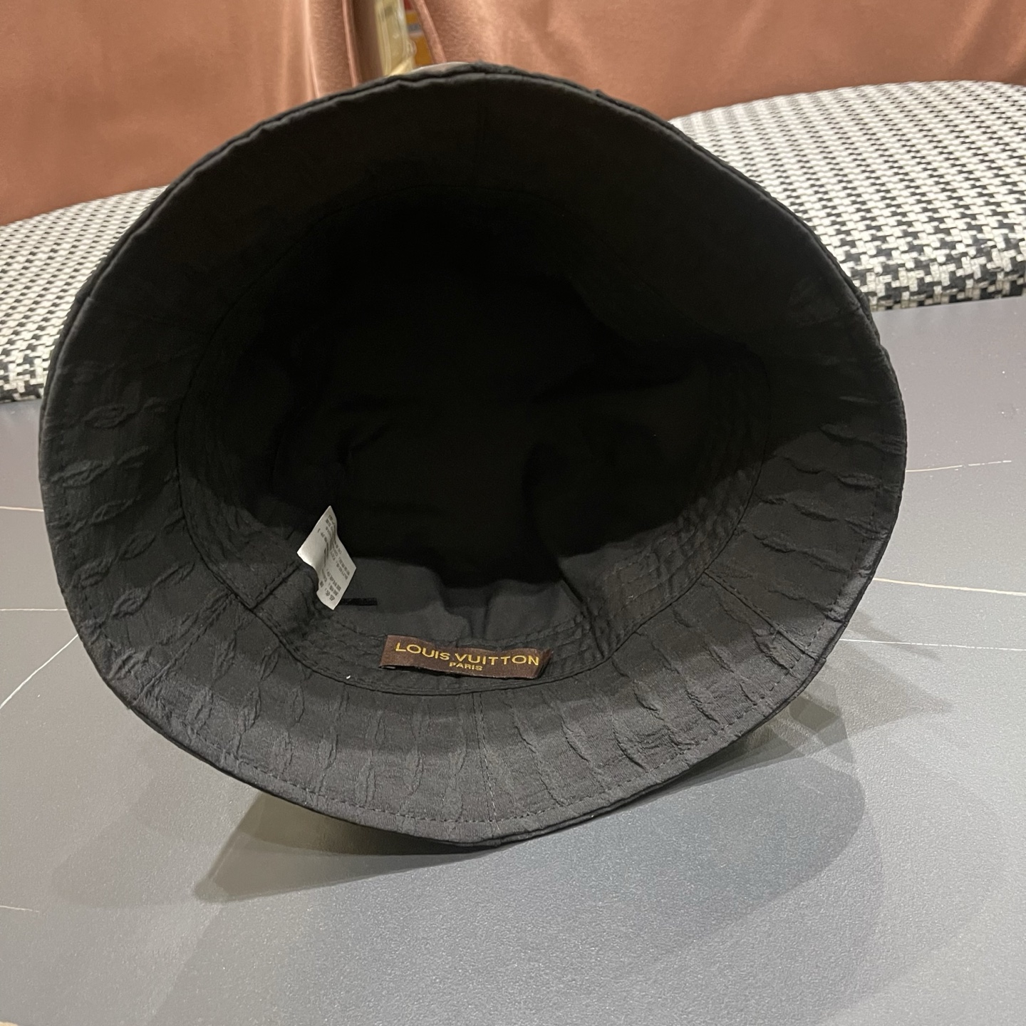 Louis Vuitton hat LVLouis Vuitton 2026New — photo 11